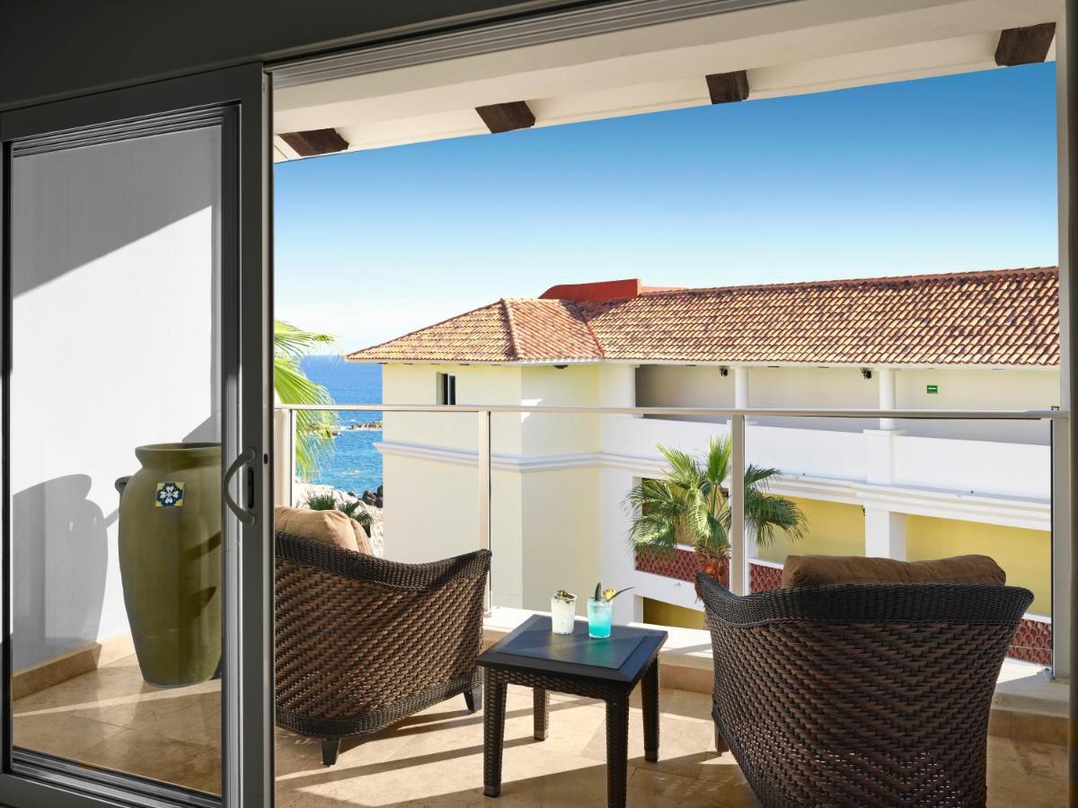 Suite One Bedroom Garden View
