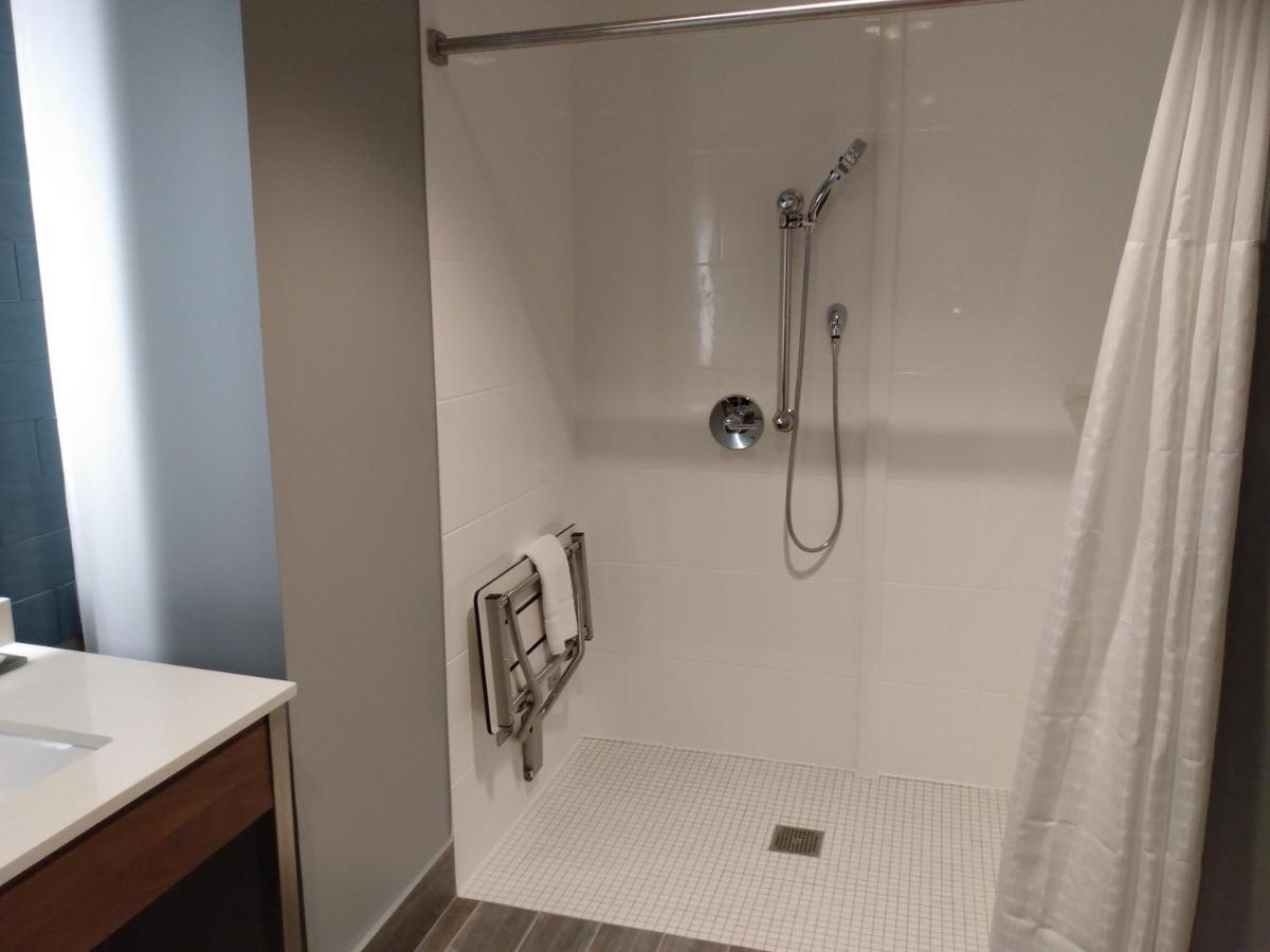 1 King Bed Mobility Accessible Studio Suite Roll Shower Non-Smoking,1191655276:JPEG