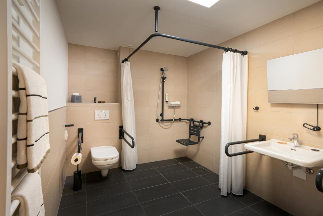 Single Room Disability Access,1191903499:JPEG