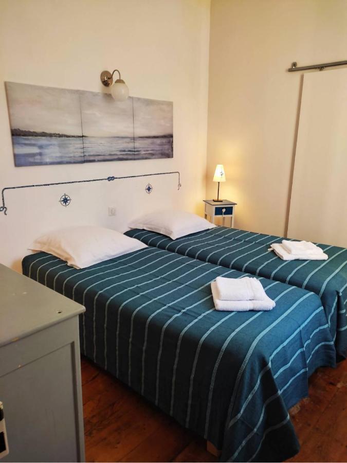 Chambre Lits Jumeaux avec Salle de Bains Privative