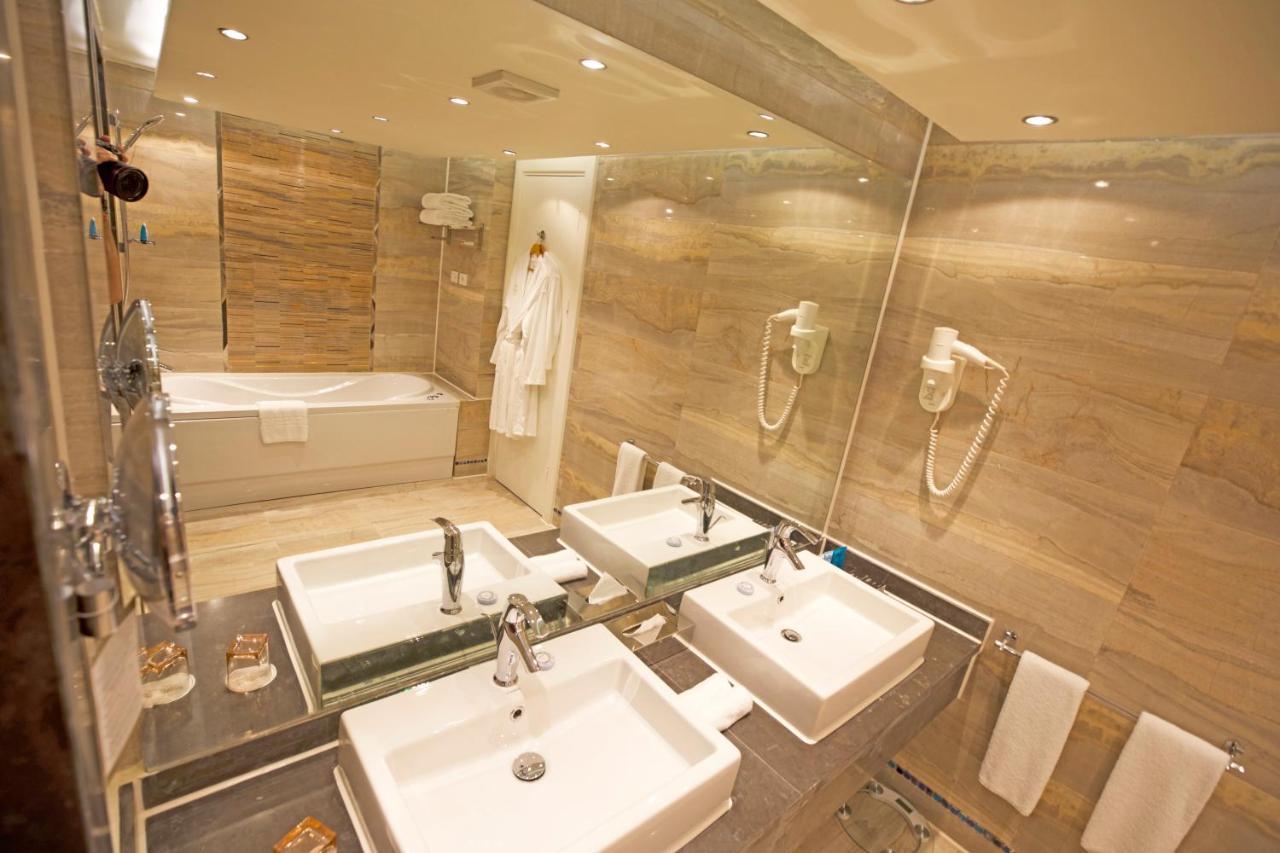 Suite de Luxe Posh Club