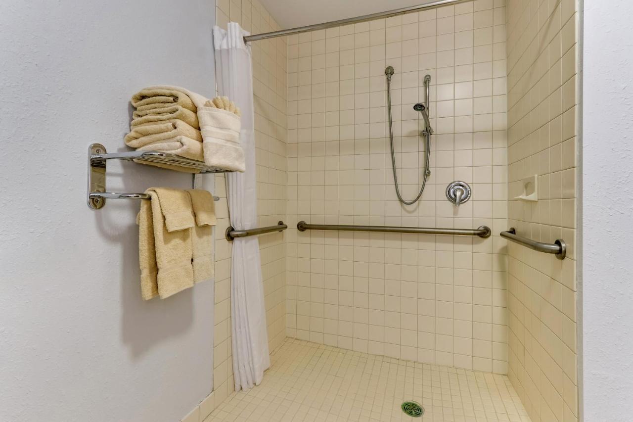 King Room - Disability Access,1195108936:JPEG
