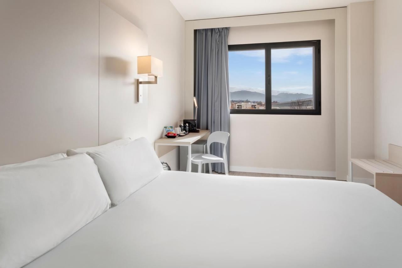 Double Room with Mountain View,1195470640:JPEG