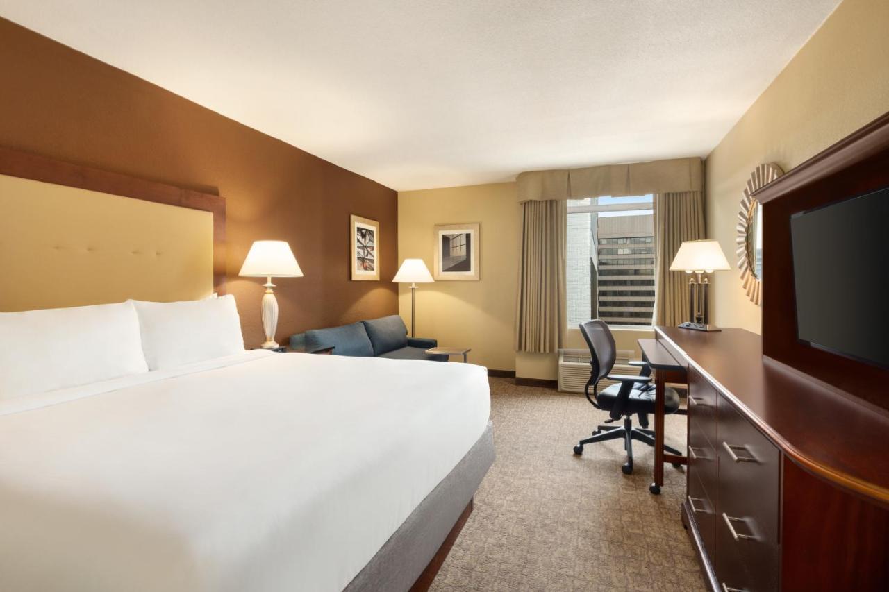 Premium King Room