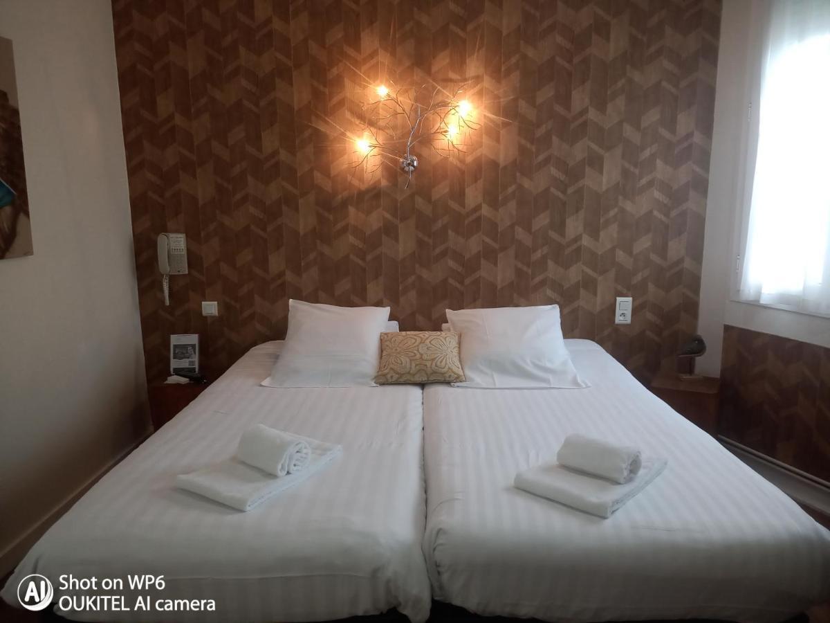 Chambre Deluxe Double ou Lits Jumeaux