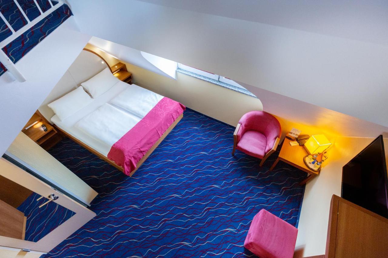 Dreibettzimmer