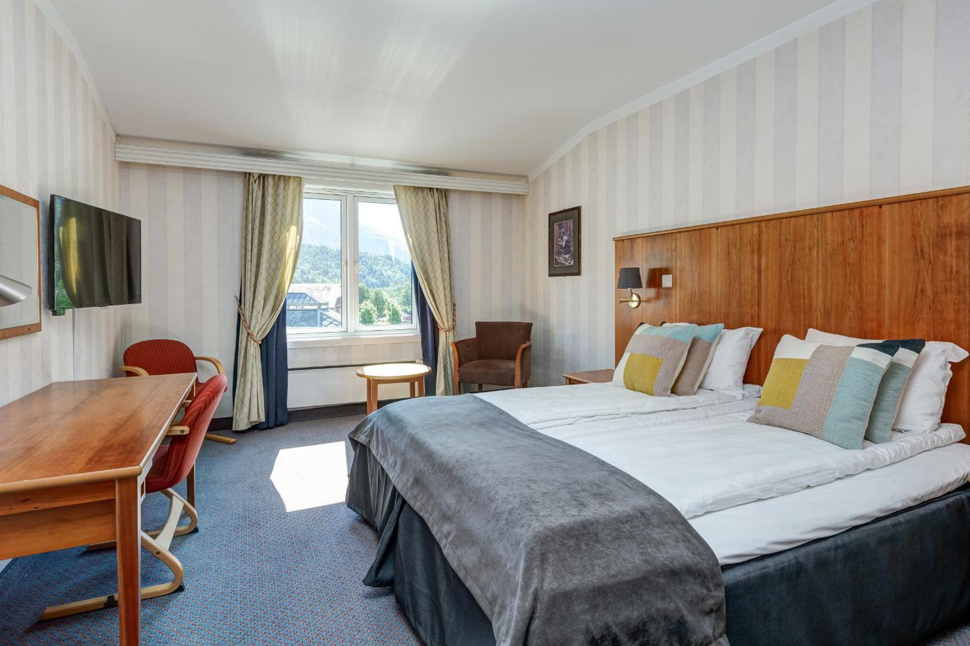 Standard Twin Room,1072337428:JPEG