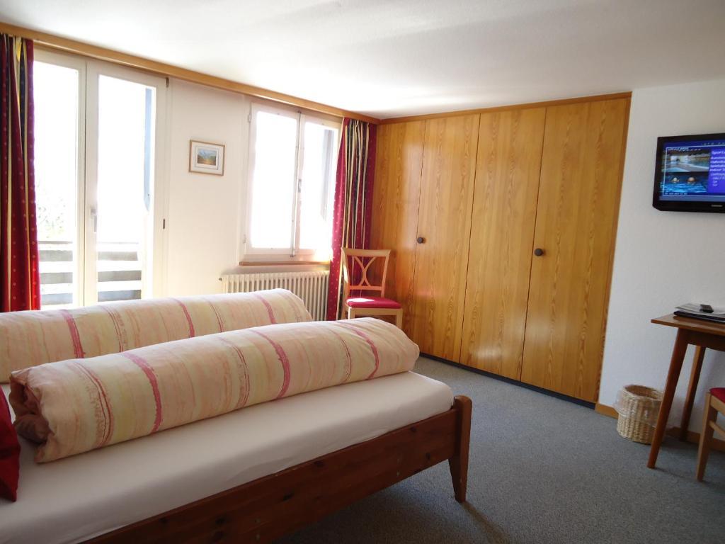 Chambre Double avec Balcon et Vue sue l'Eiger