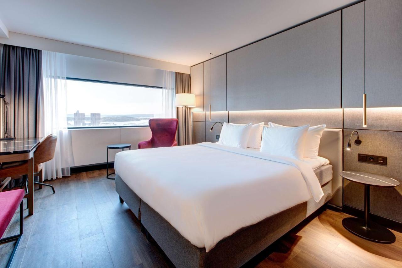 Premium Room with Fjord View,1370599616:JPEG