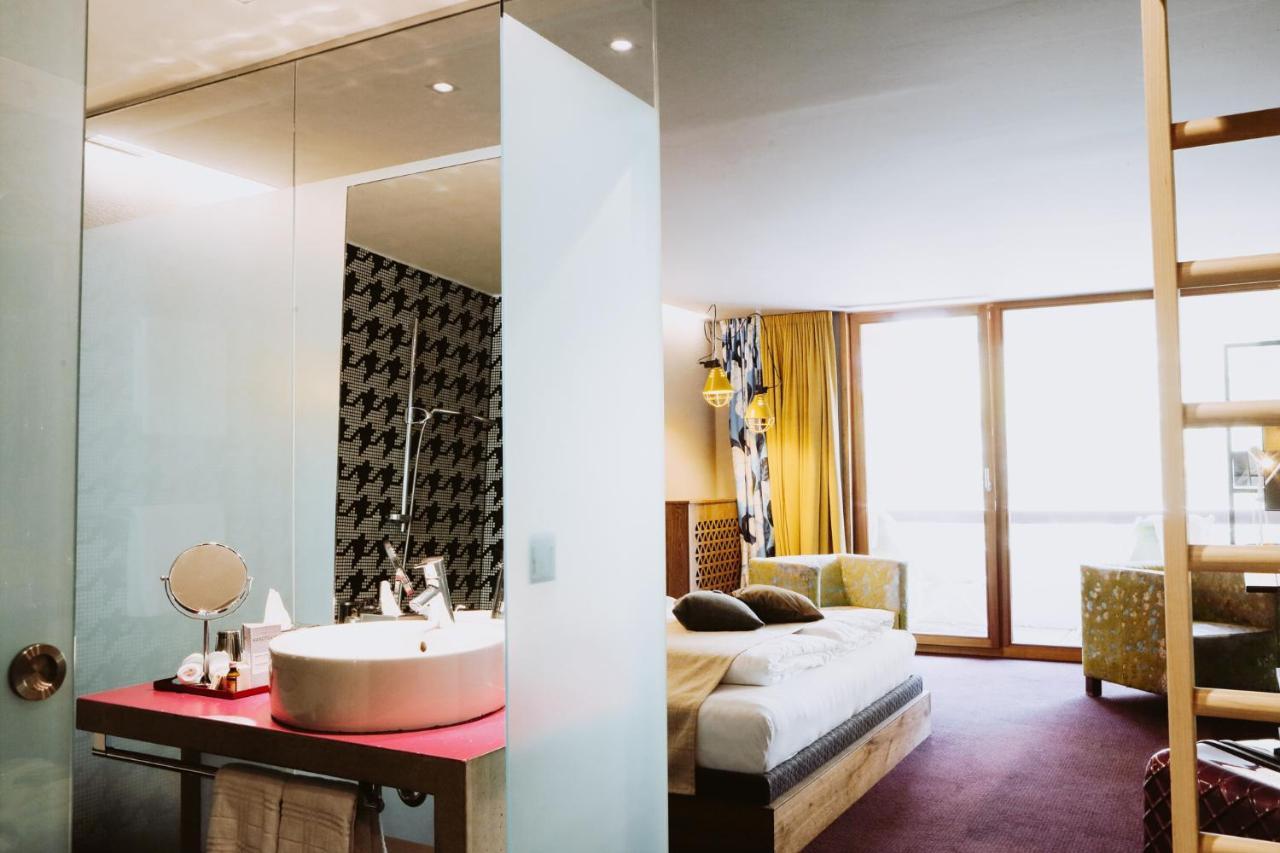 Premier Double Room,1201827664:JPEG
