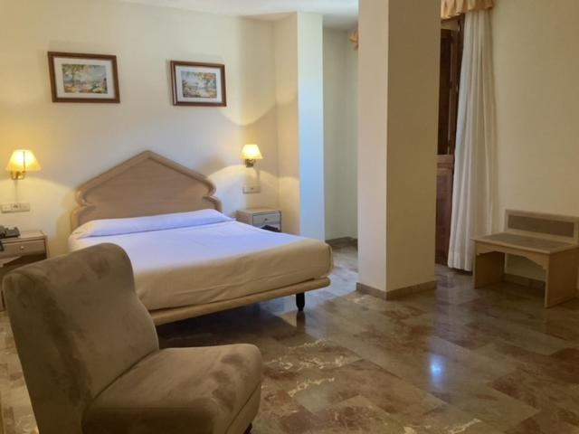 Habitación Doble con terraza y acceso al spa