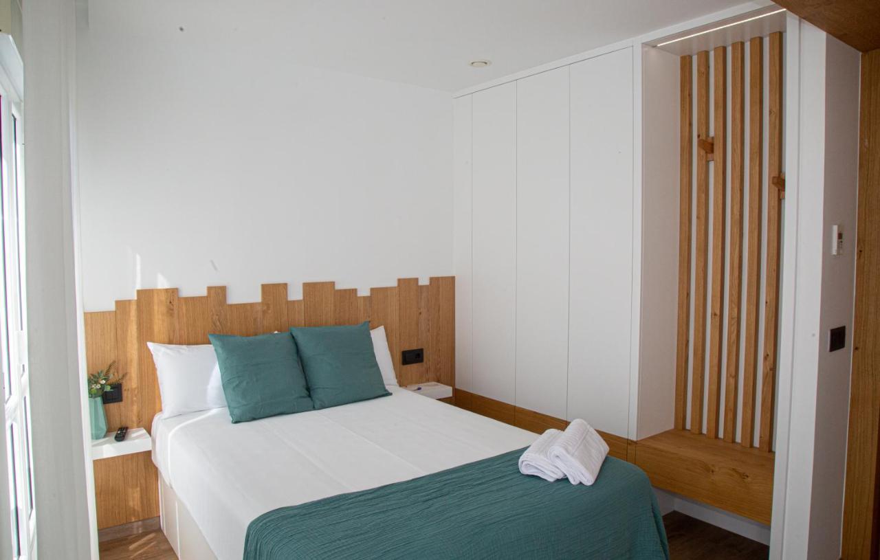 Deluxe Double Room with Balcony,1204396222:JPEG