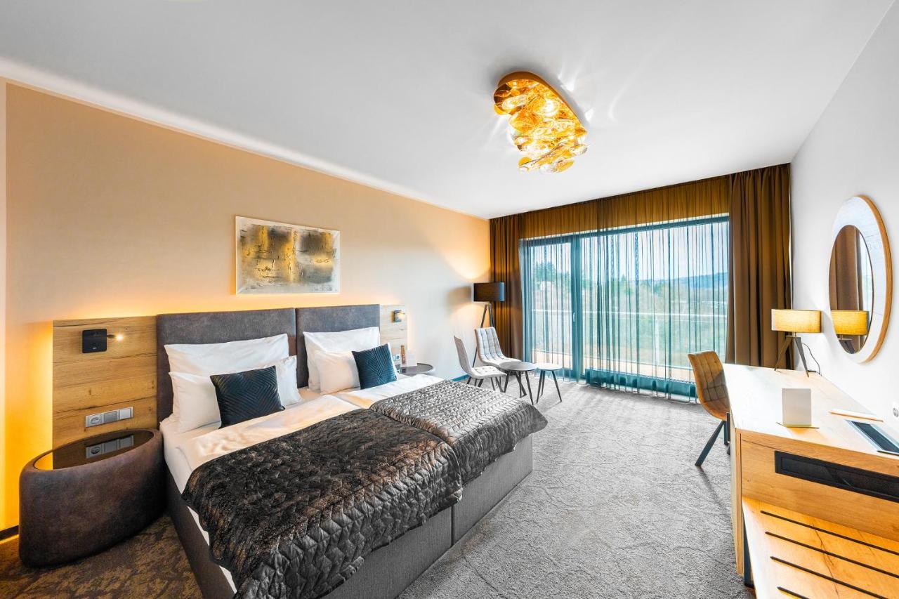 Junior Suite Terrace,1589163033:JPEG