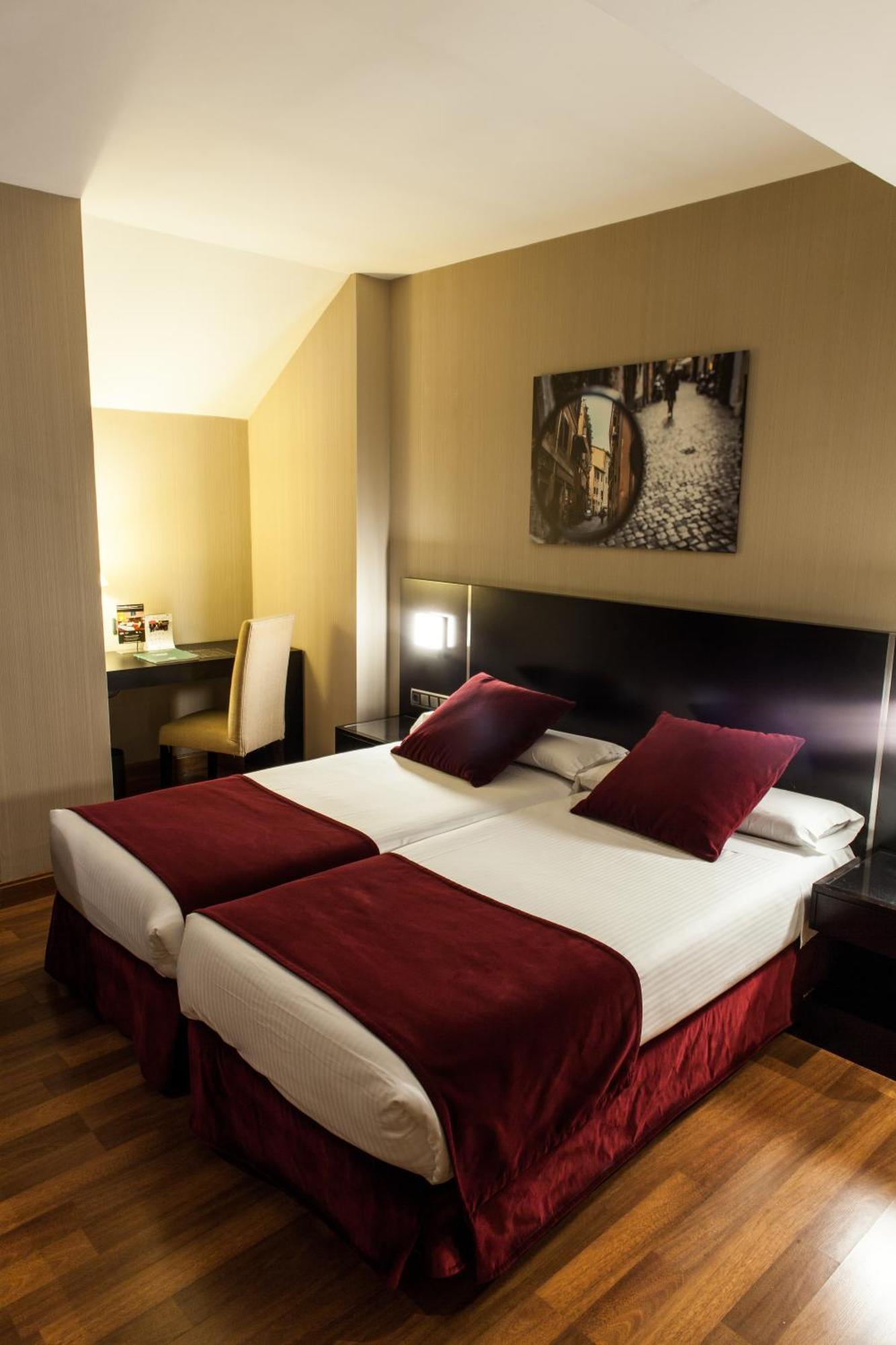 Basic Dreibettzimmer