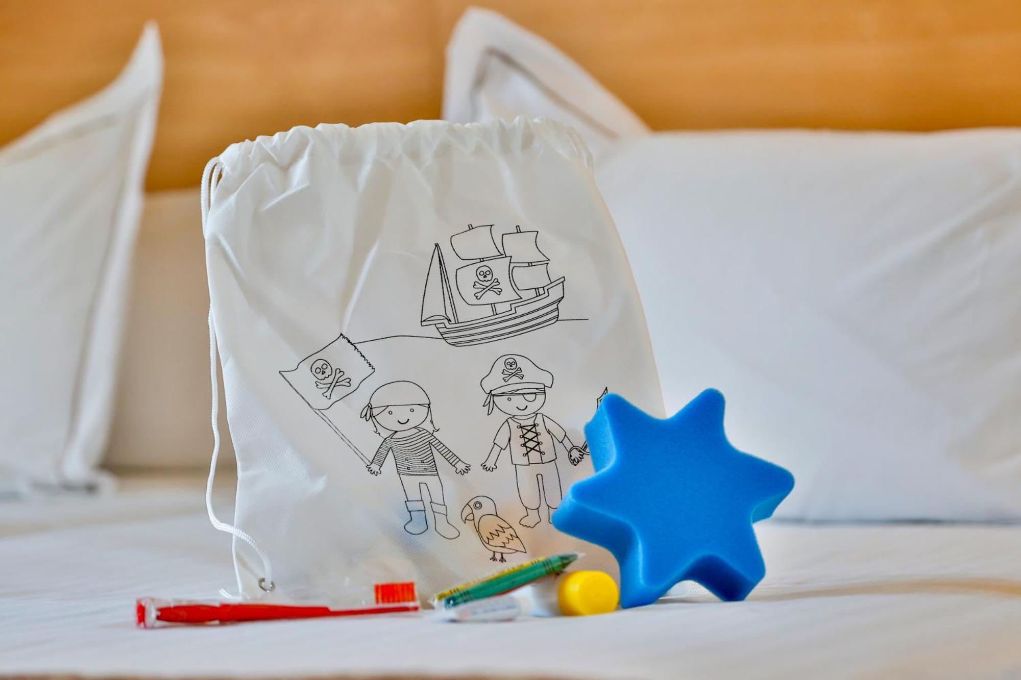 Habitación Cuádruple (2 adultos + 2 niños)