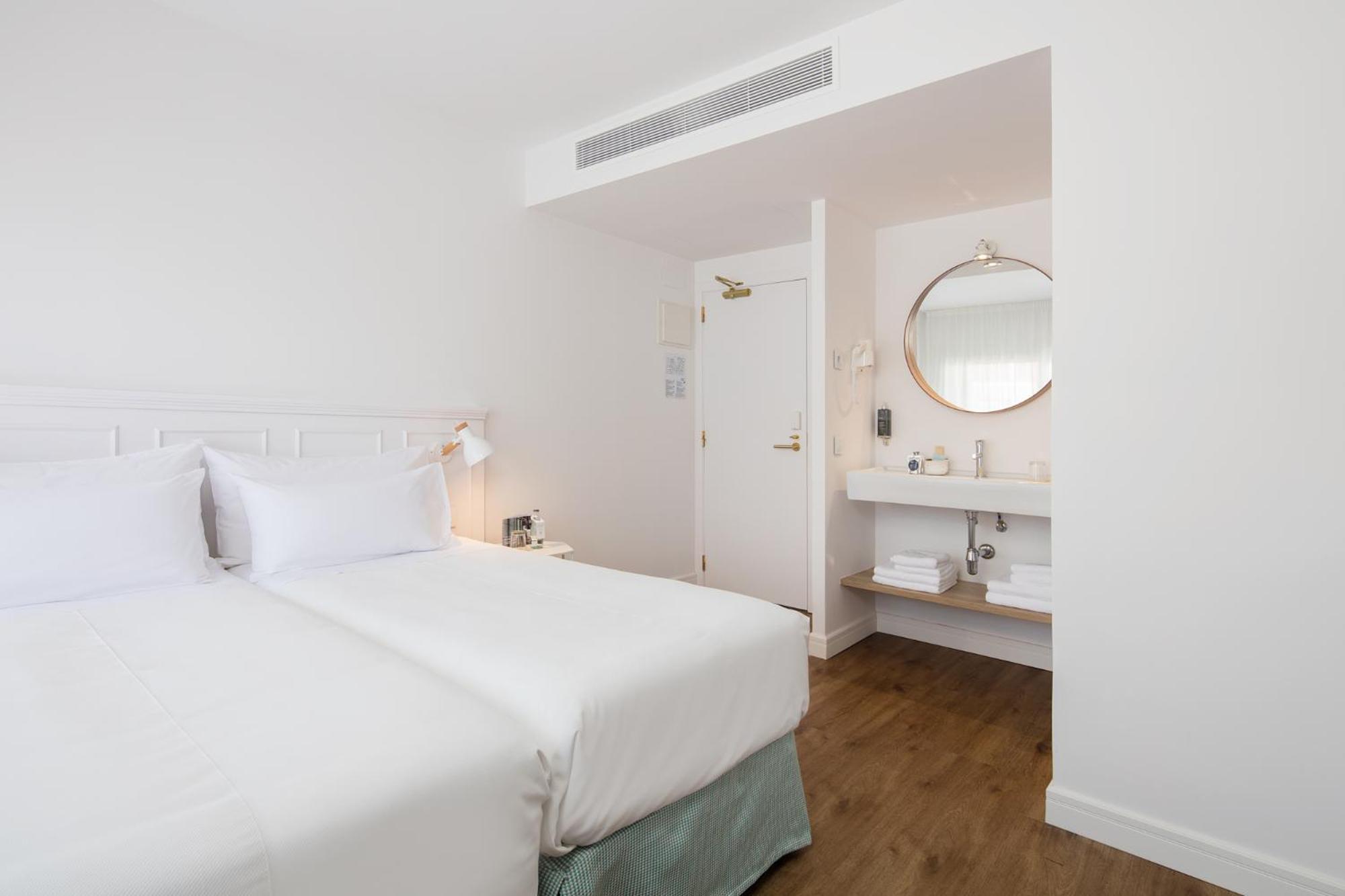 Tweepersoonskamer met Extra Bed (3 Volwassenen)
