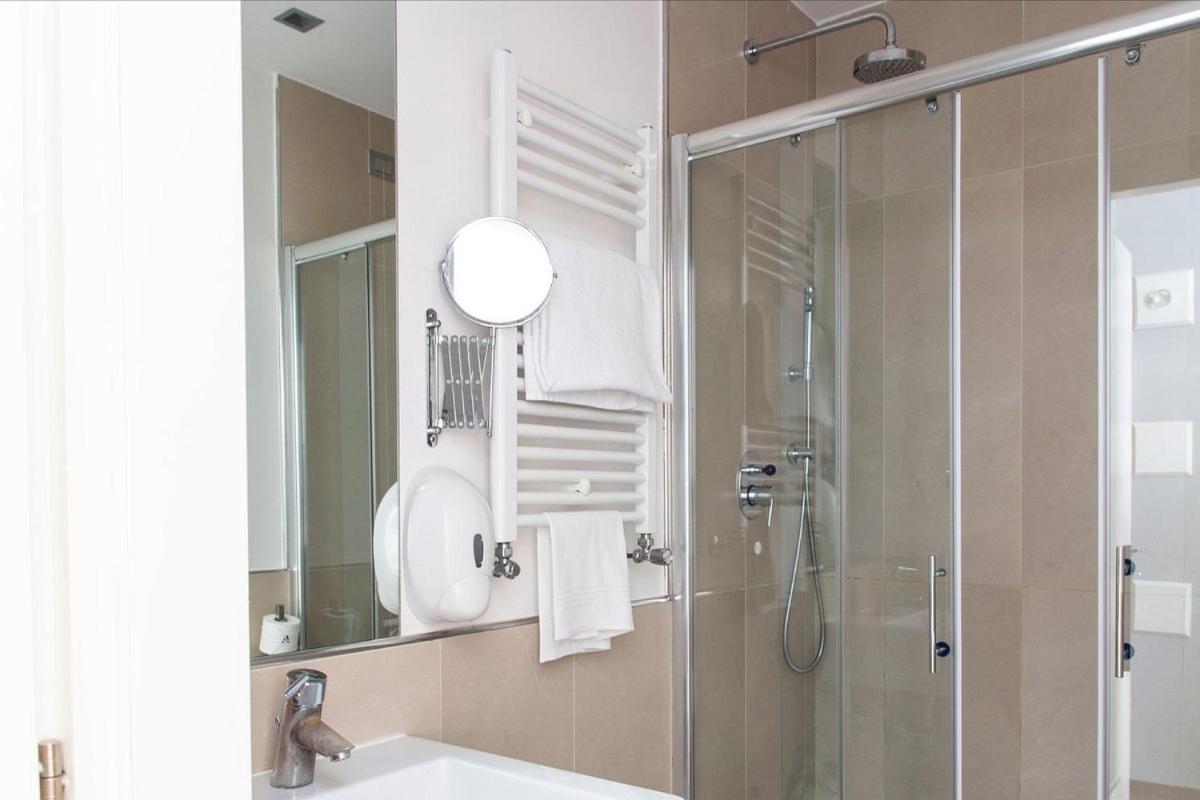 Quarto Individual Standard
