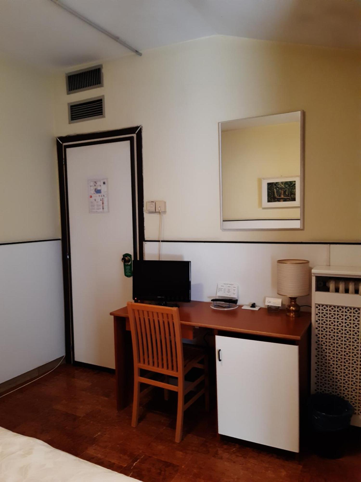 Quarto Individual Económico