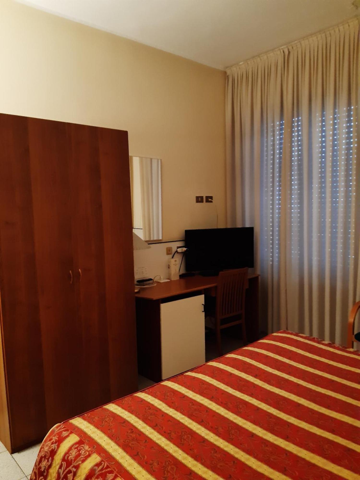 Quarto Duplo Standard