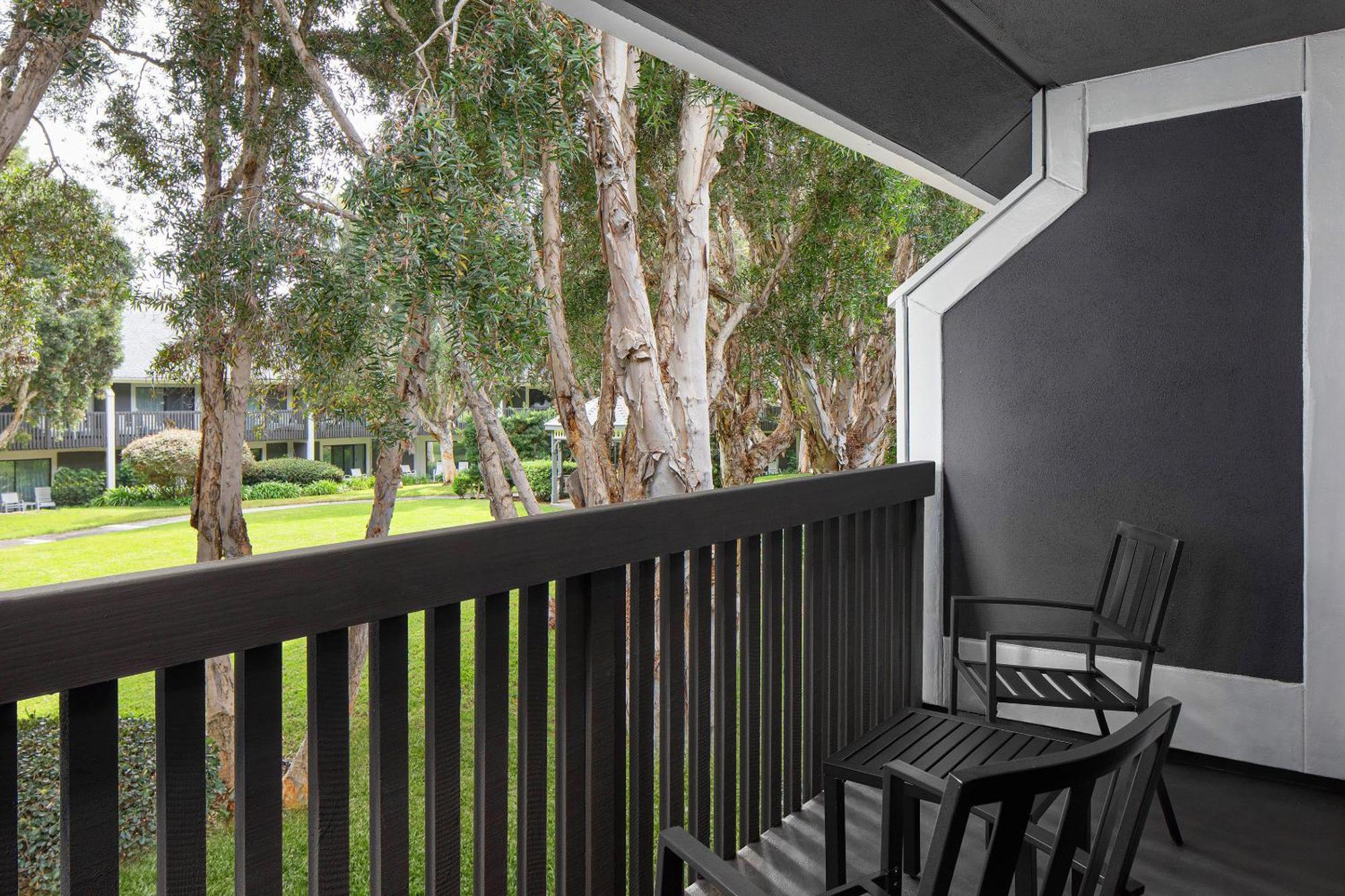 Queen Room with Two Queen Beds and Balcony - Courtyard View