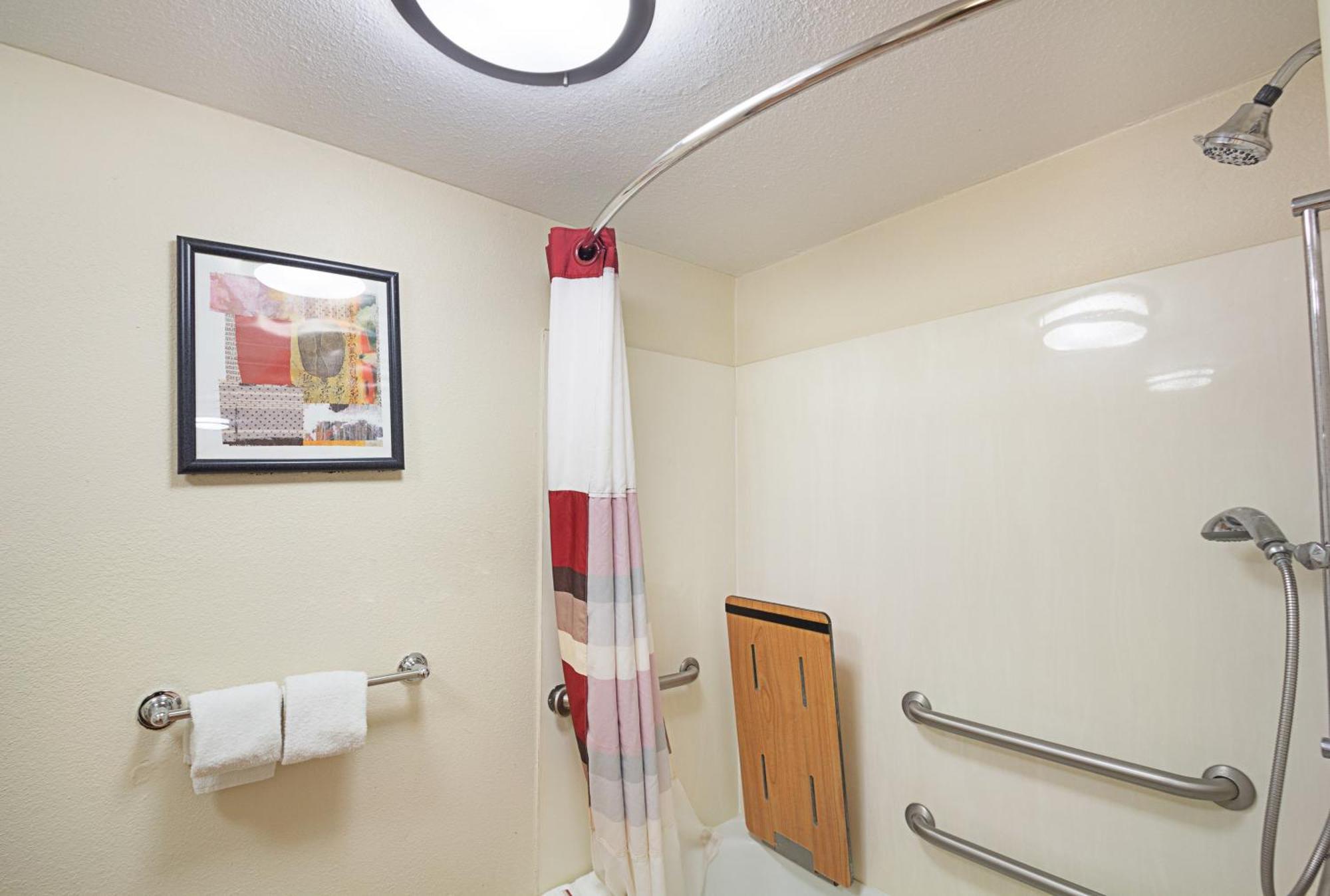 Superior King Room Disability Access Smoke Free