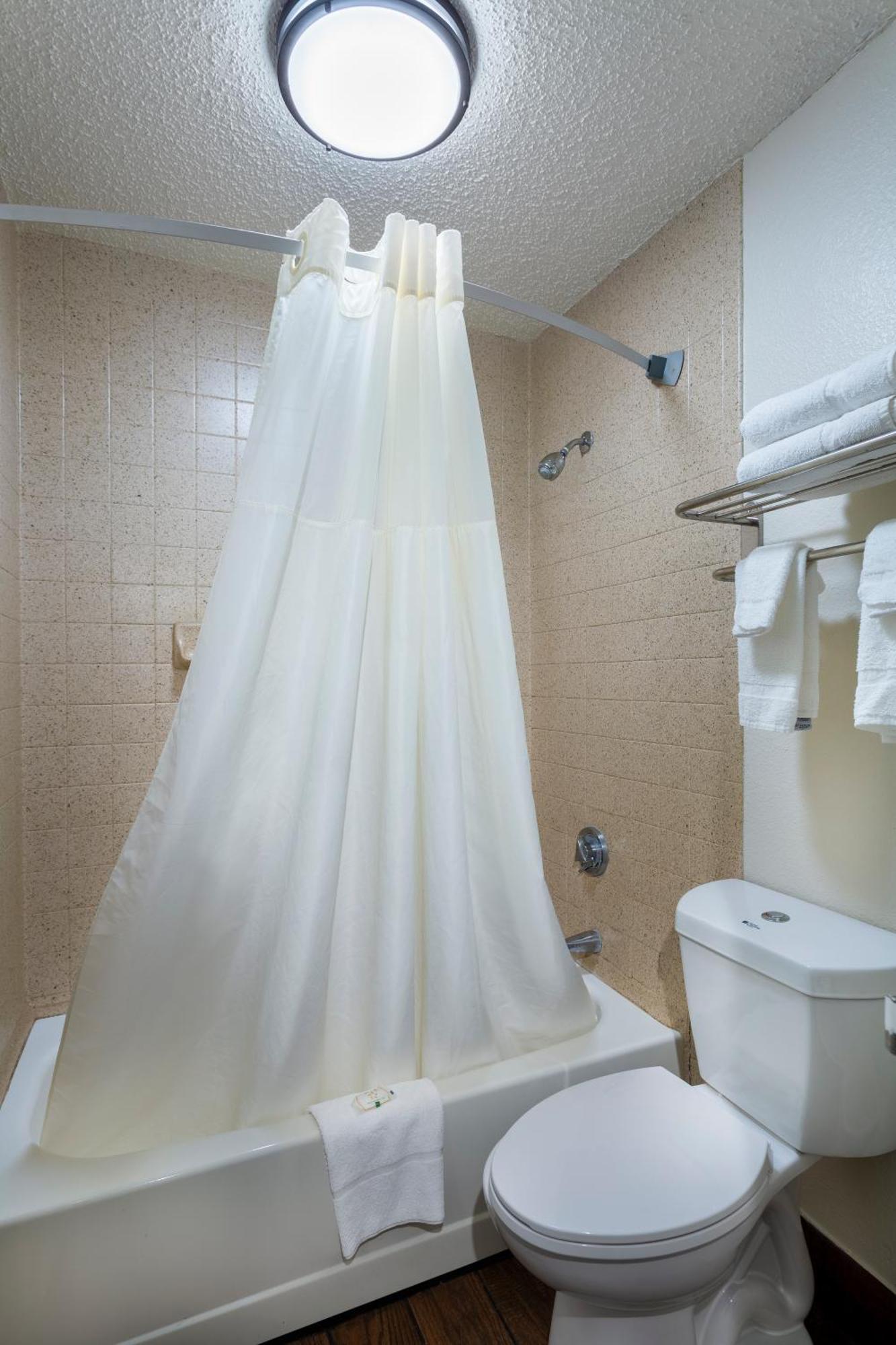 Double Room with Two Double Beds - Non-Smoking