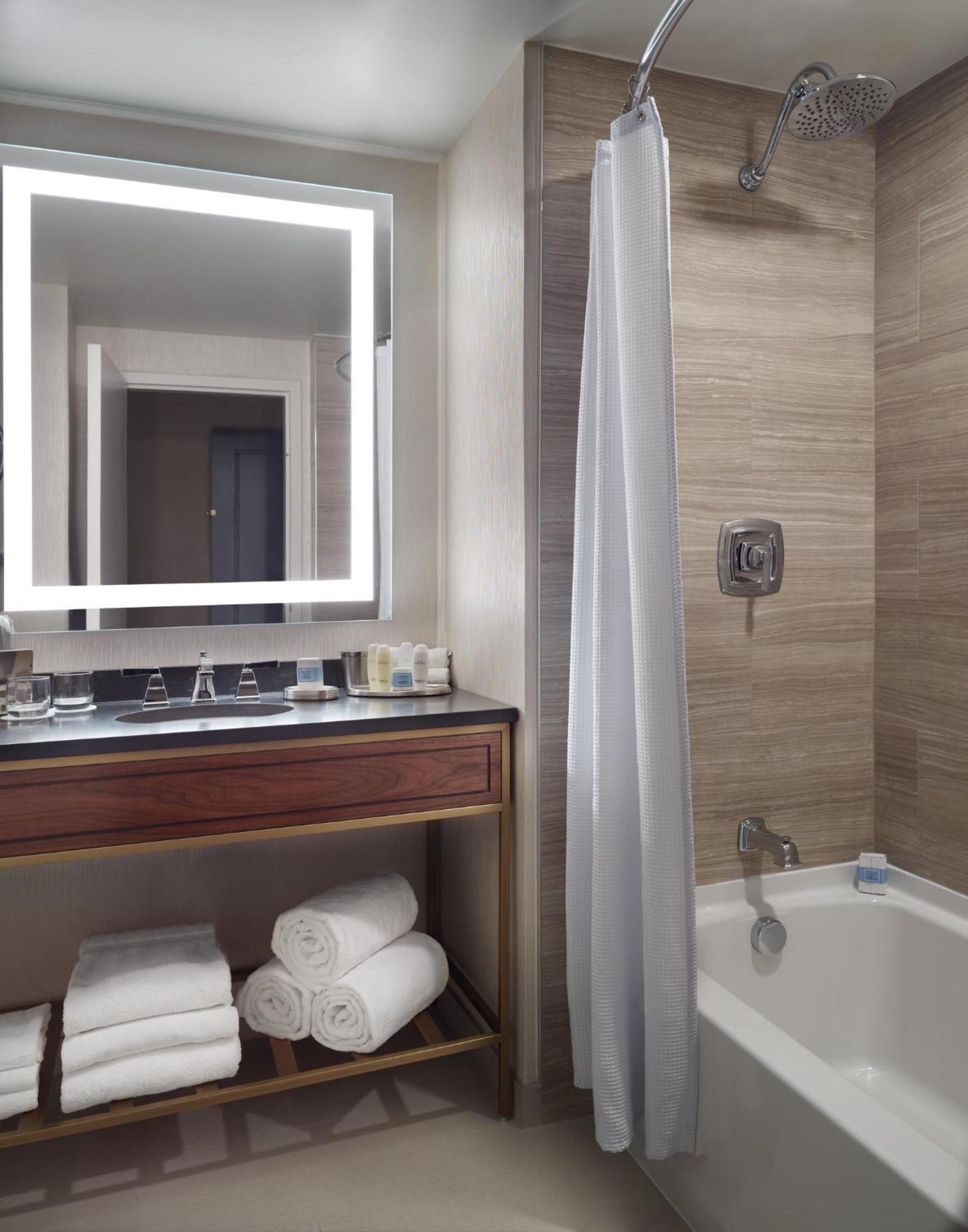 Deluxe Double Room with Two Double Beds