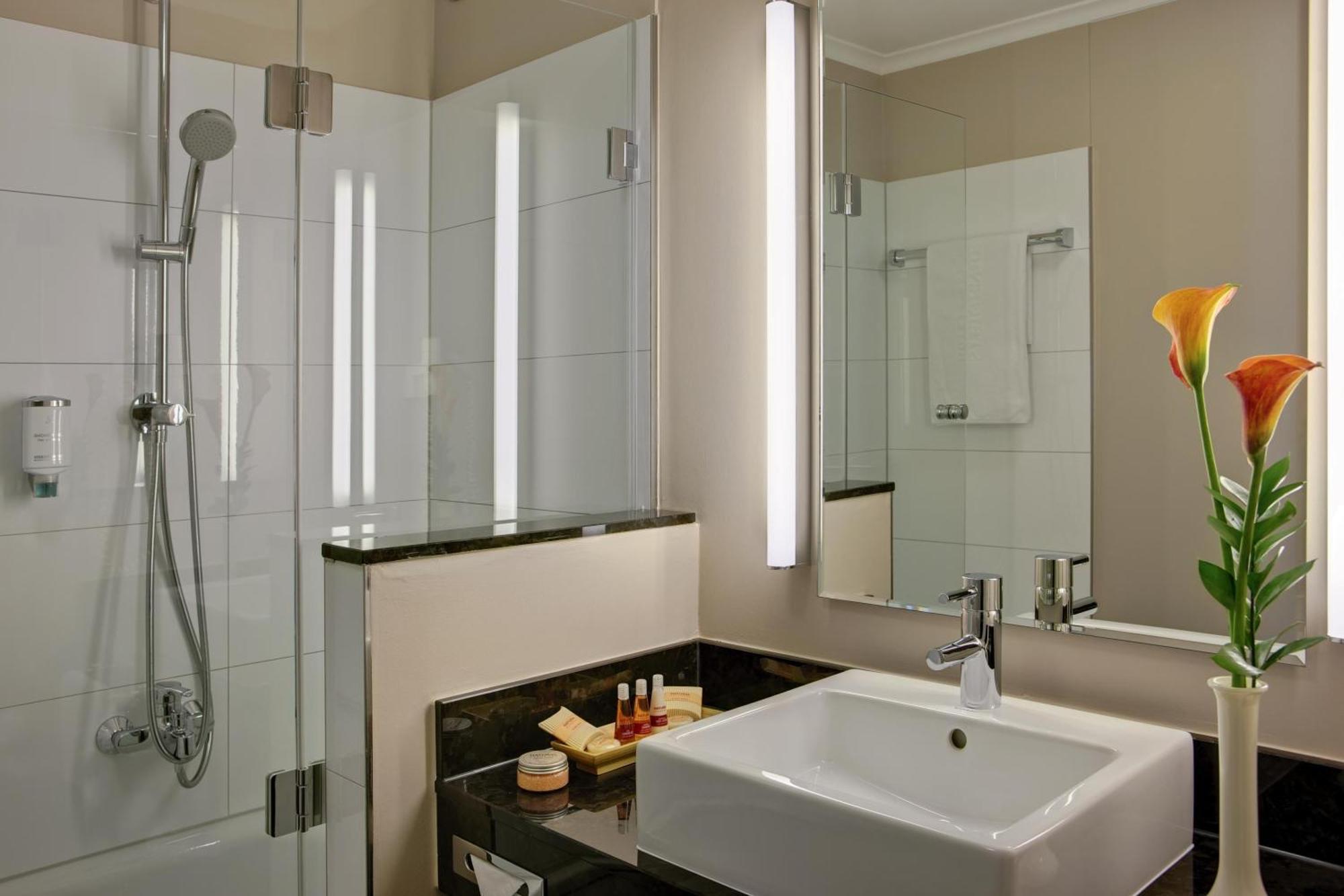 Business Double Room,1211985436:JPEG