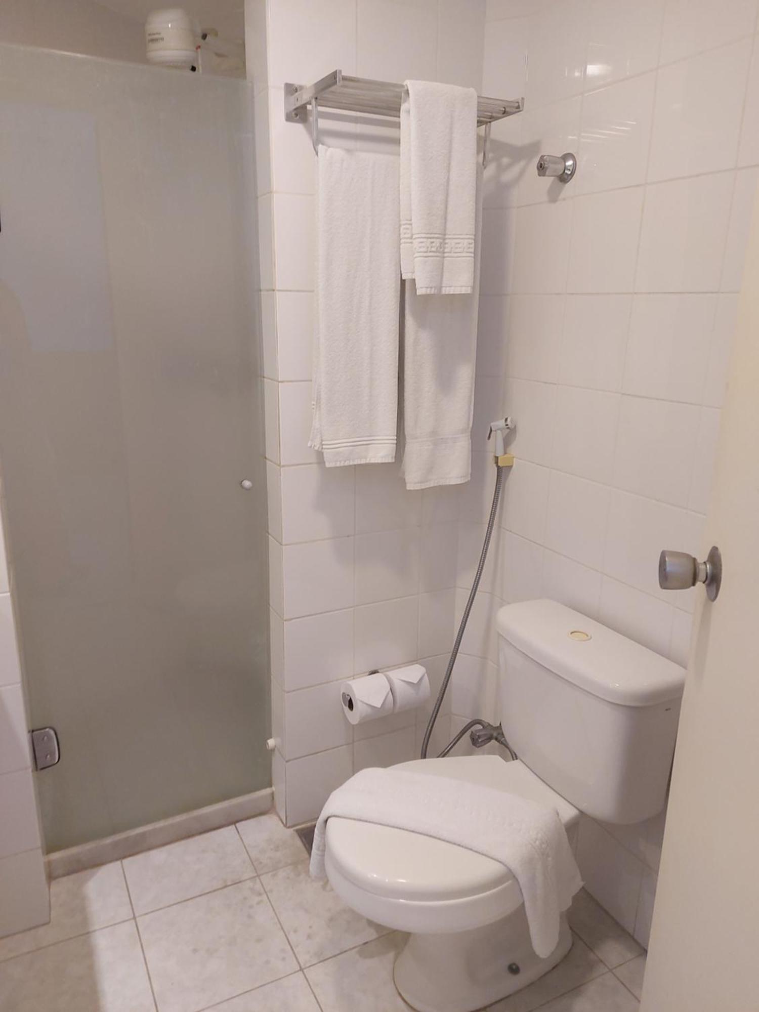 Quarto Standard com Cama de Casal ou 2 de Solteiro
