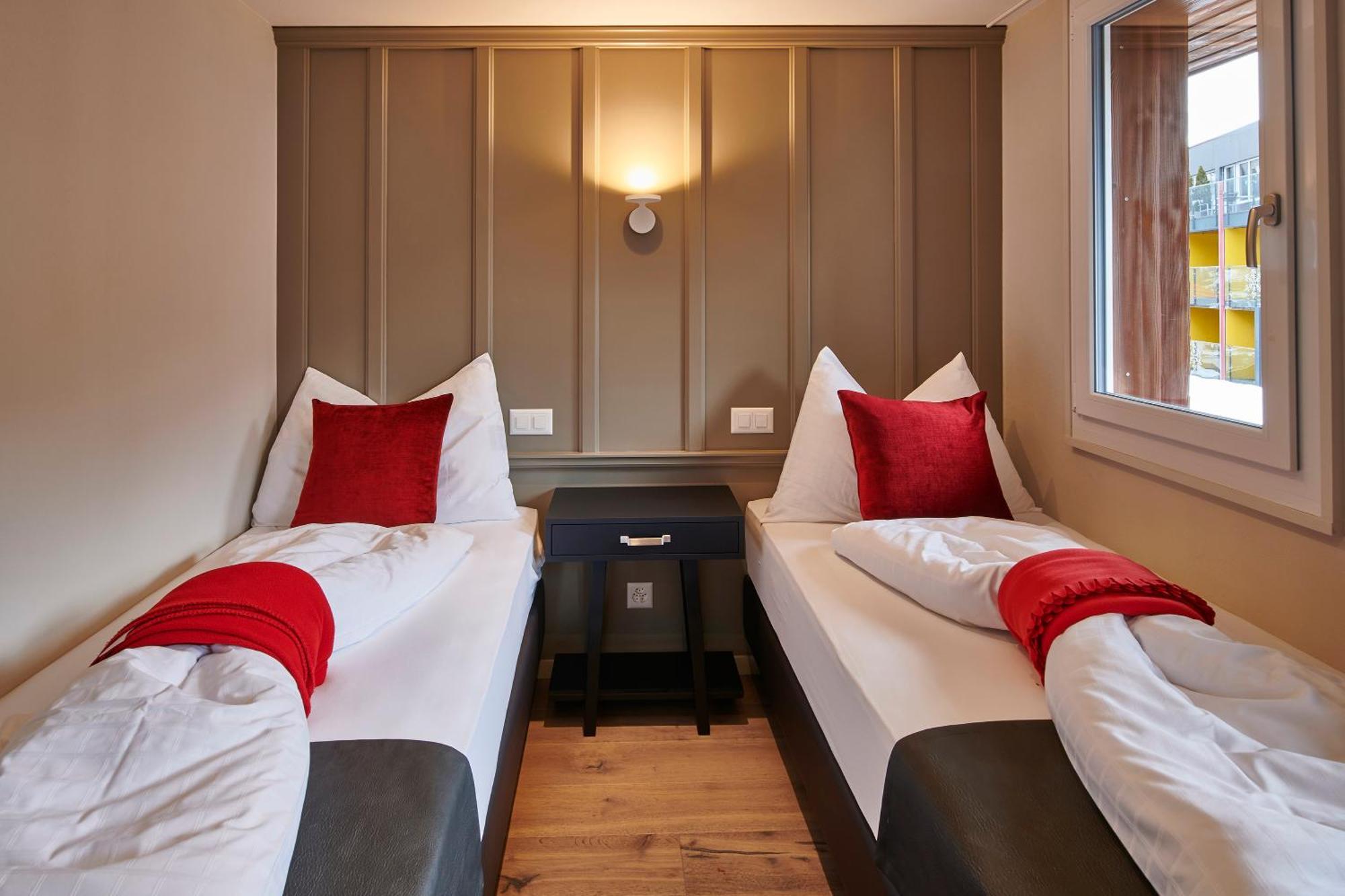 Jungfrau Suite