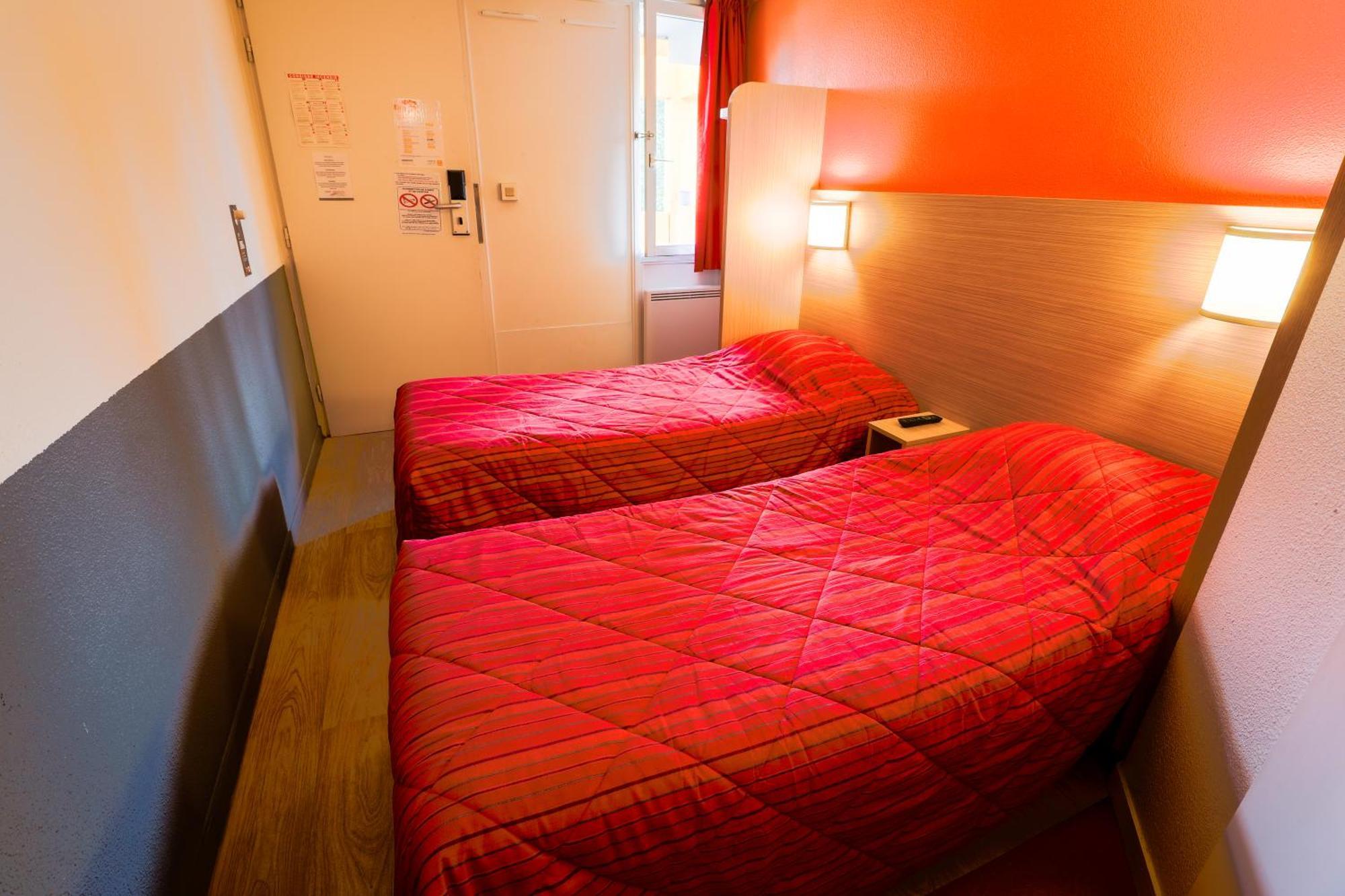 Chambre Lits Jumeaux (2 Lits Simples)