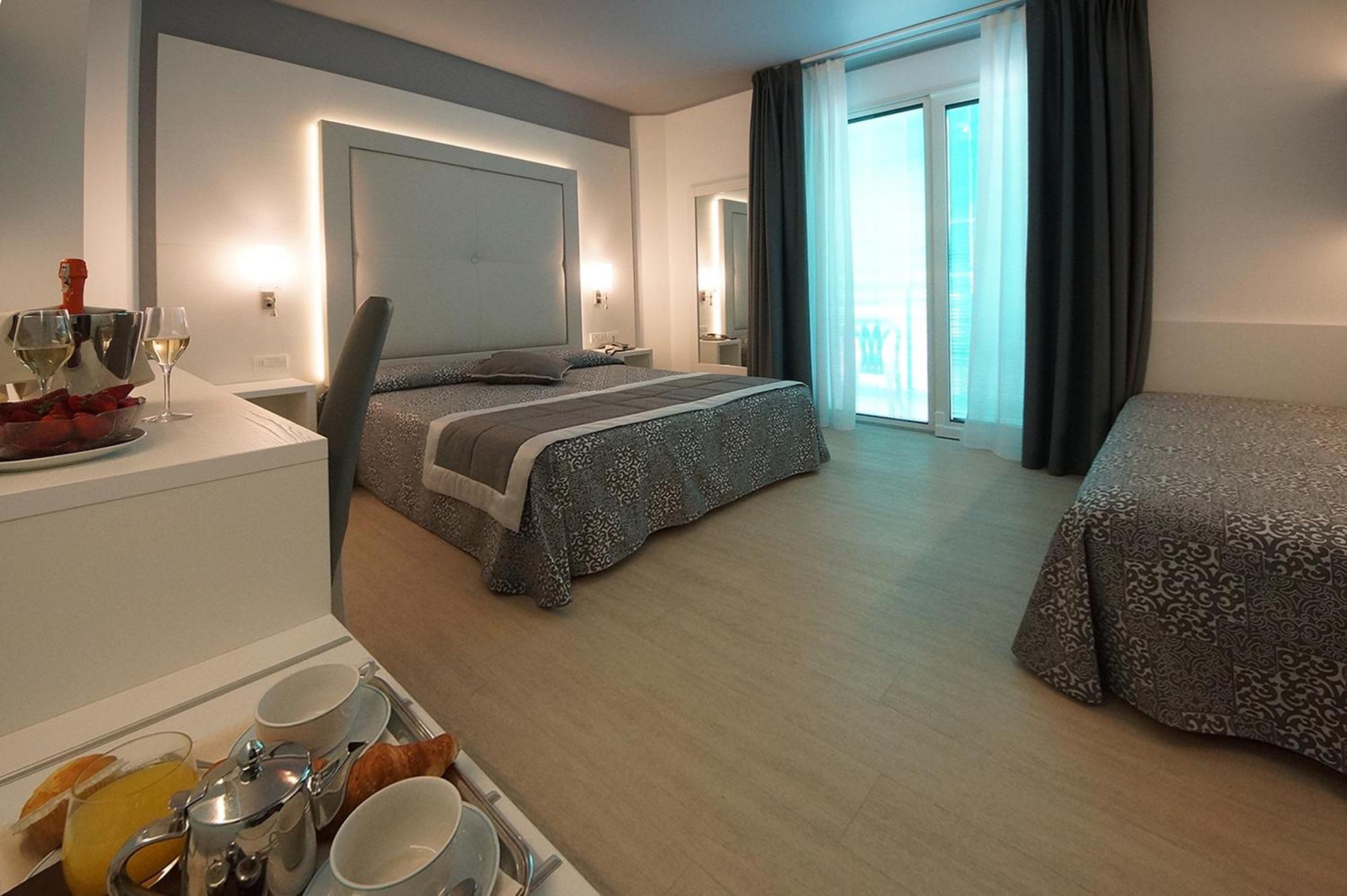 Comfort Triple Room Beach