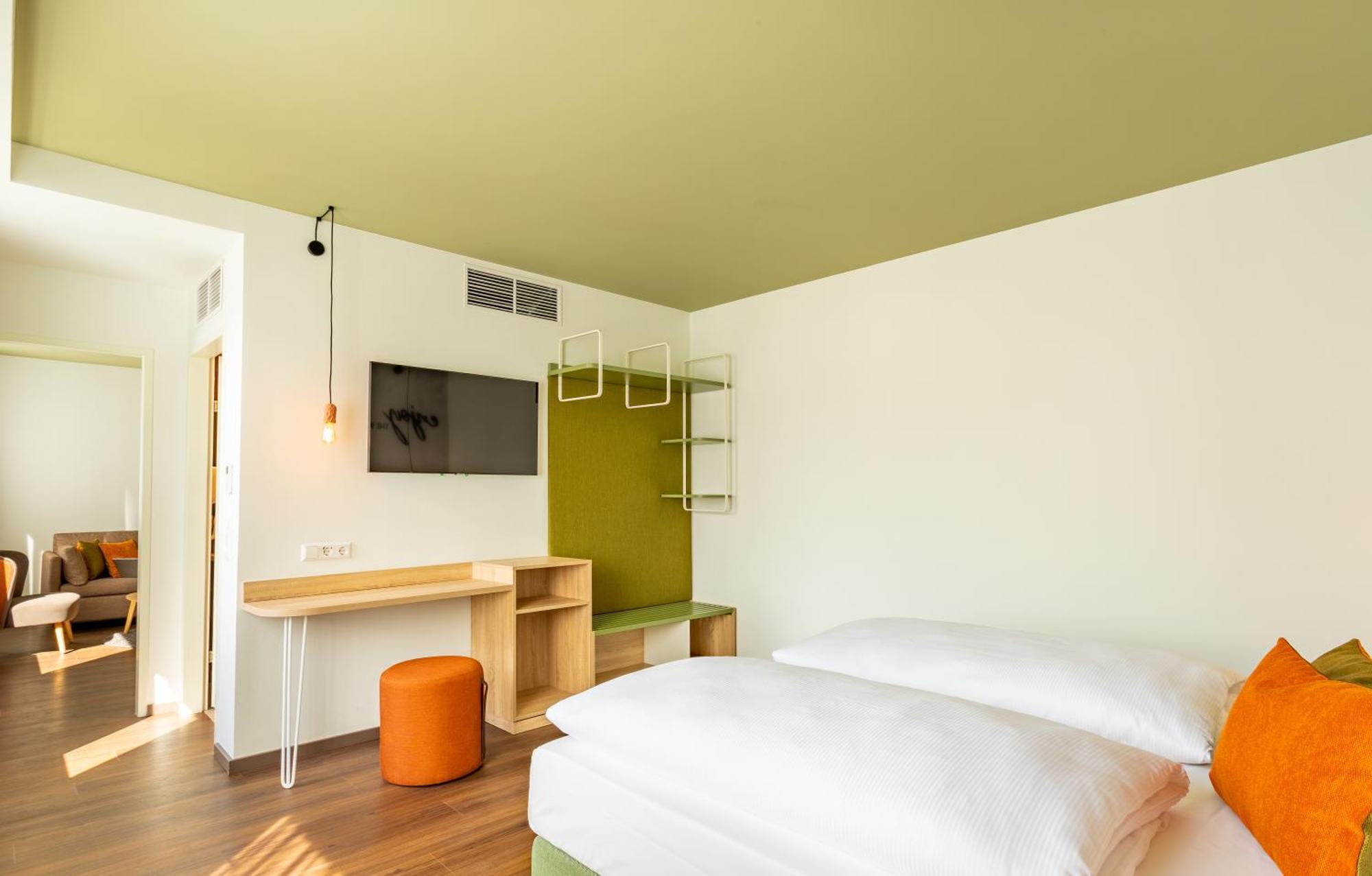 Family Suite,1216718329:JPEG