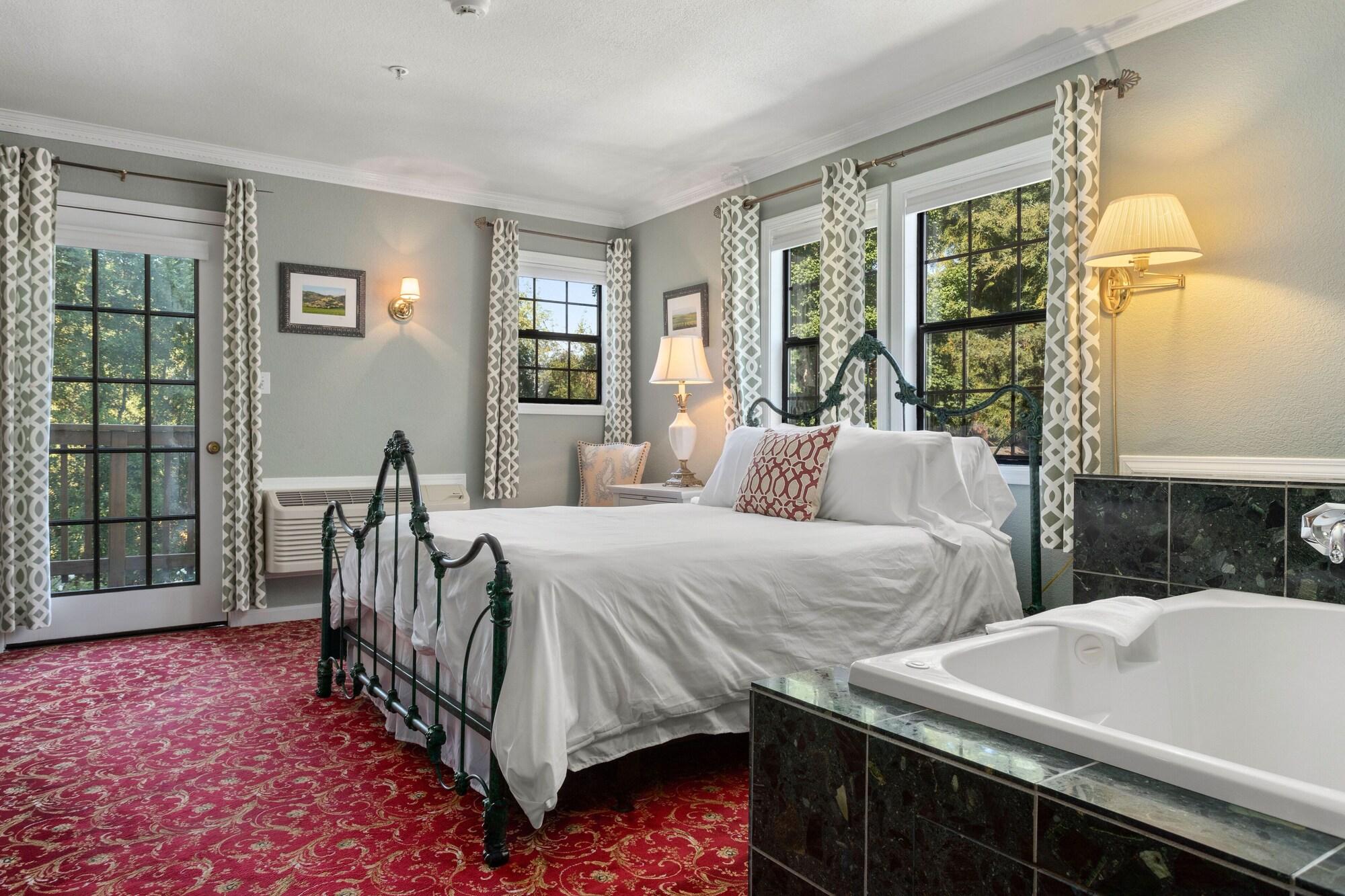 Queen Room Spa Bath