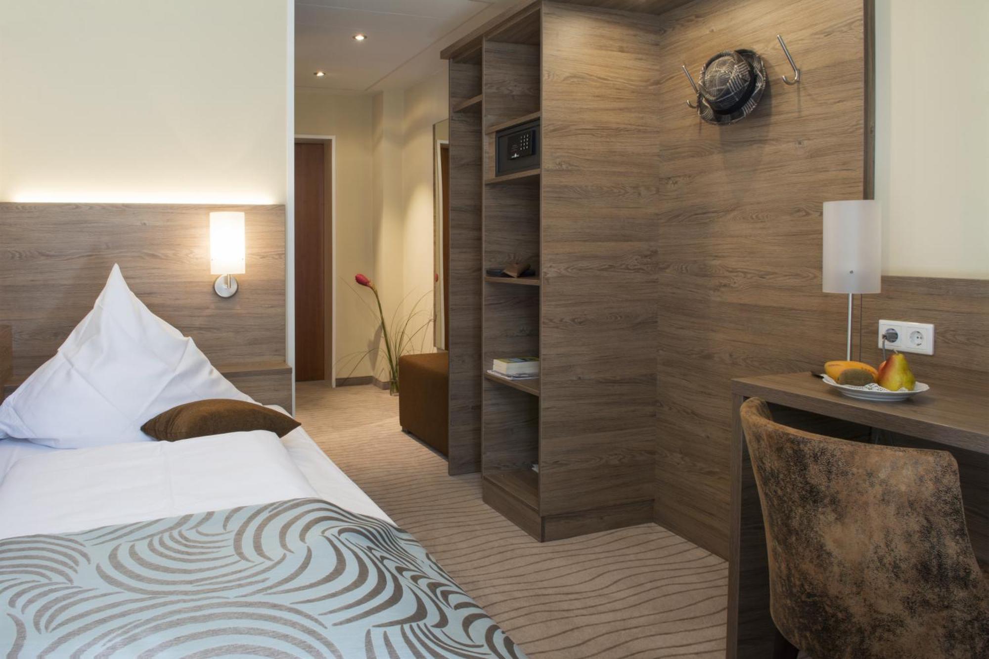 Chambre Simple Standard avec Douche et Climatisation