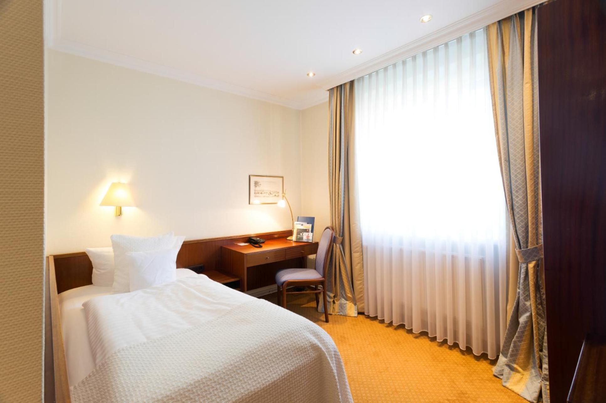 Standard Single Room residential example,123137983:JPEG