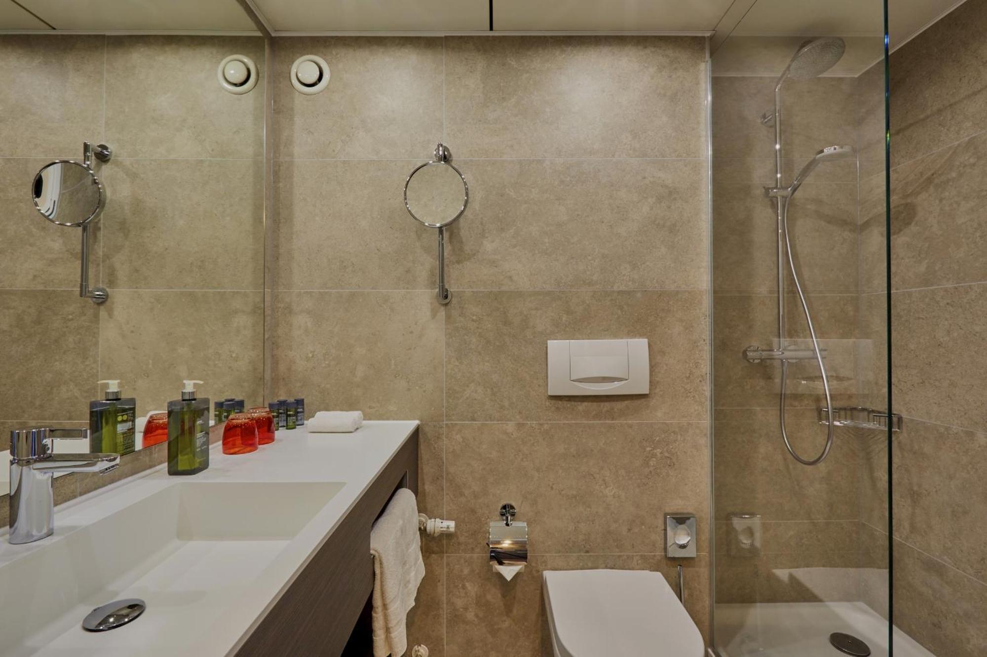 Junior Suite,1219402834:JPEG