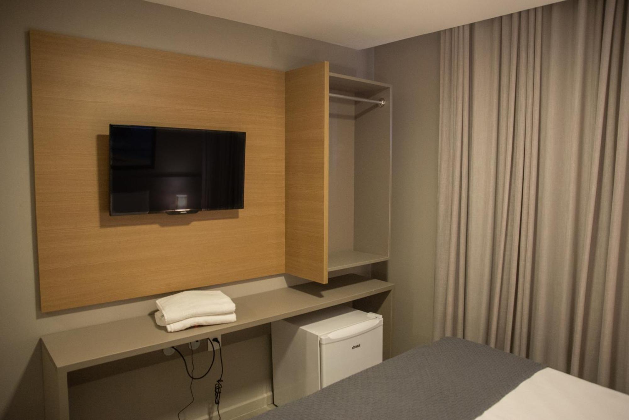 Quarto Individual
