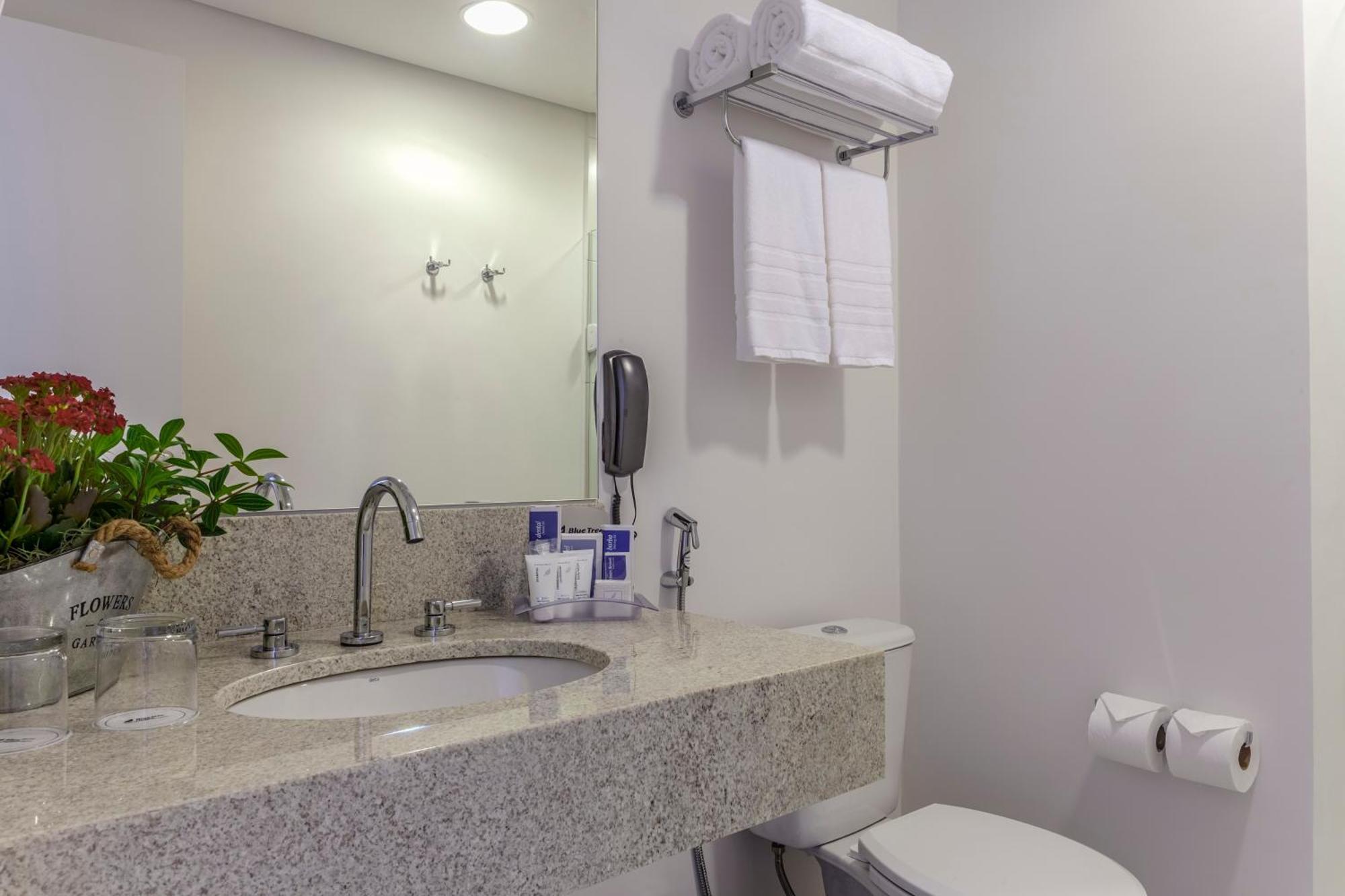Quarto Deluxe com 2 Camas de Solteiro