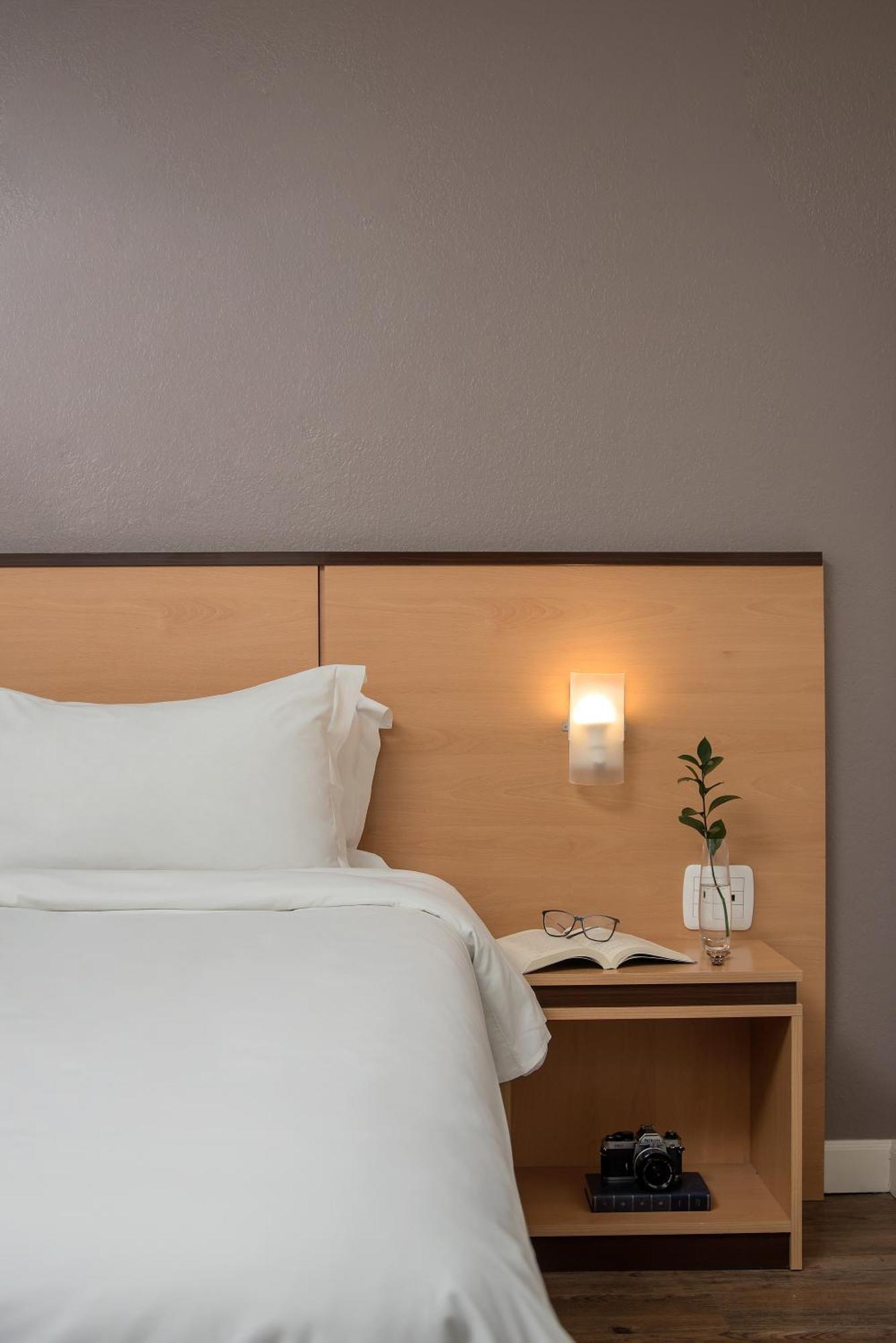 Luxury Triple - 1 King Bed and 1 Single Bed