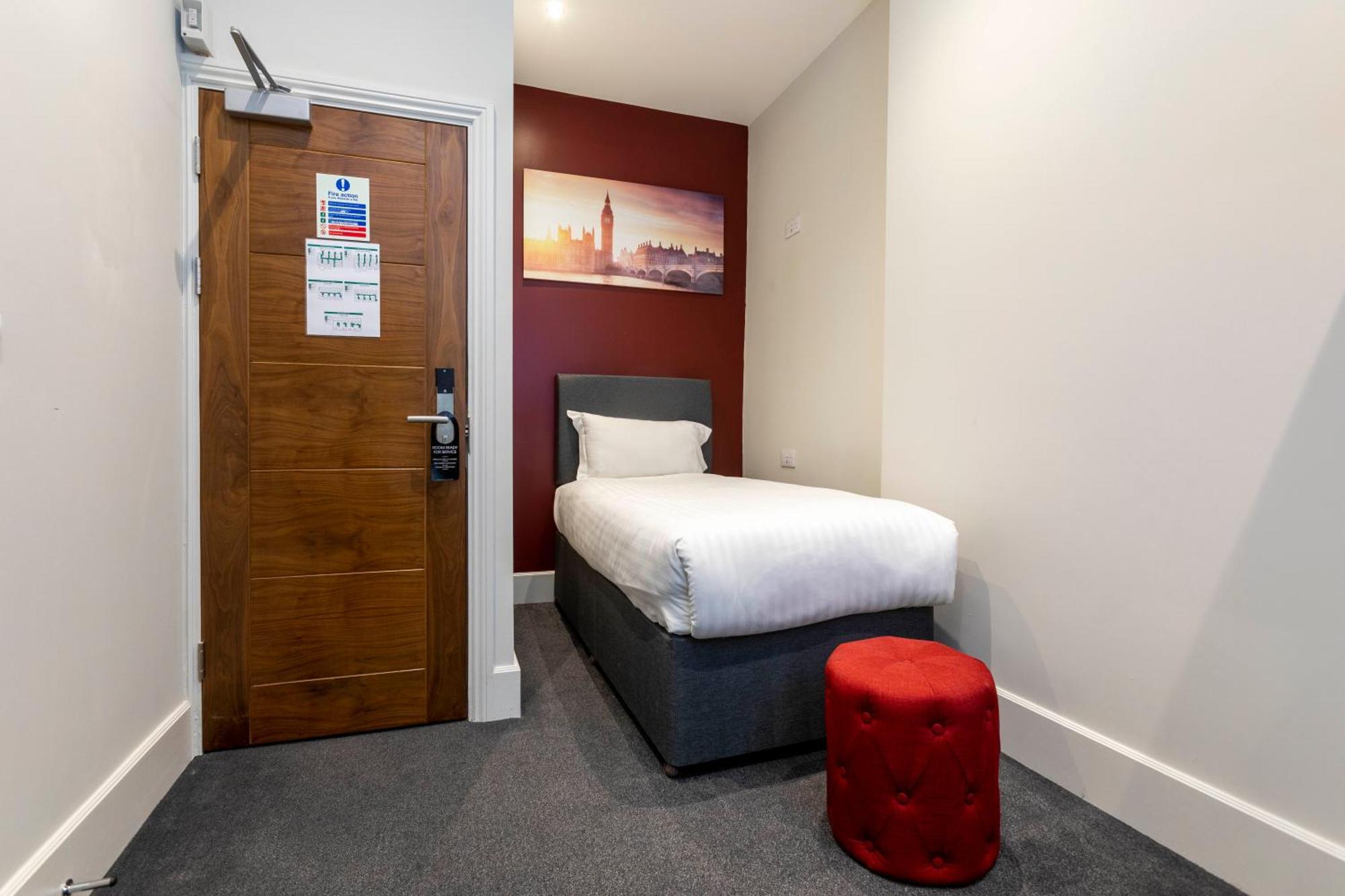 Standard Single Room,1224079330:JPEG
