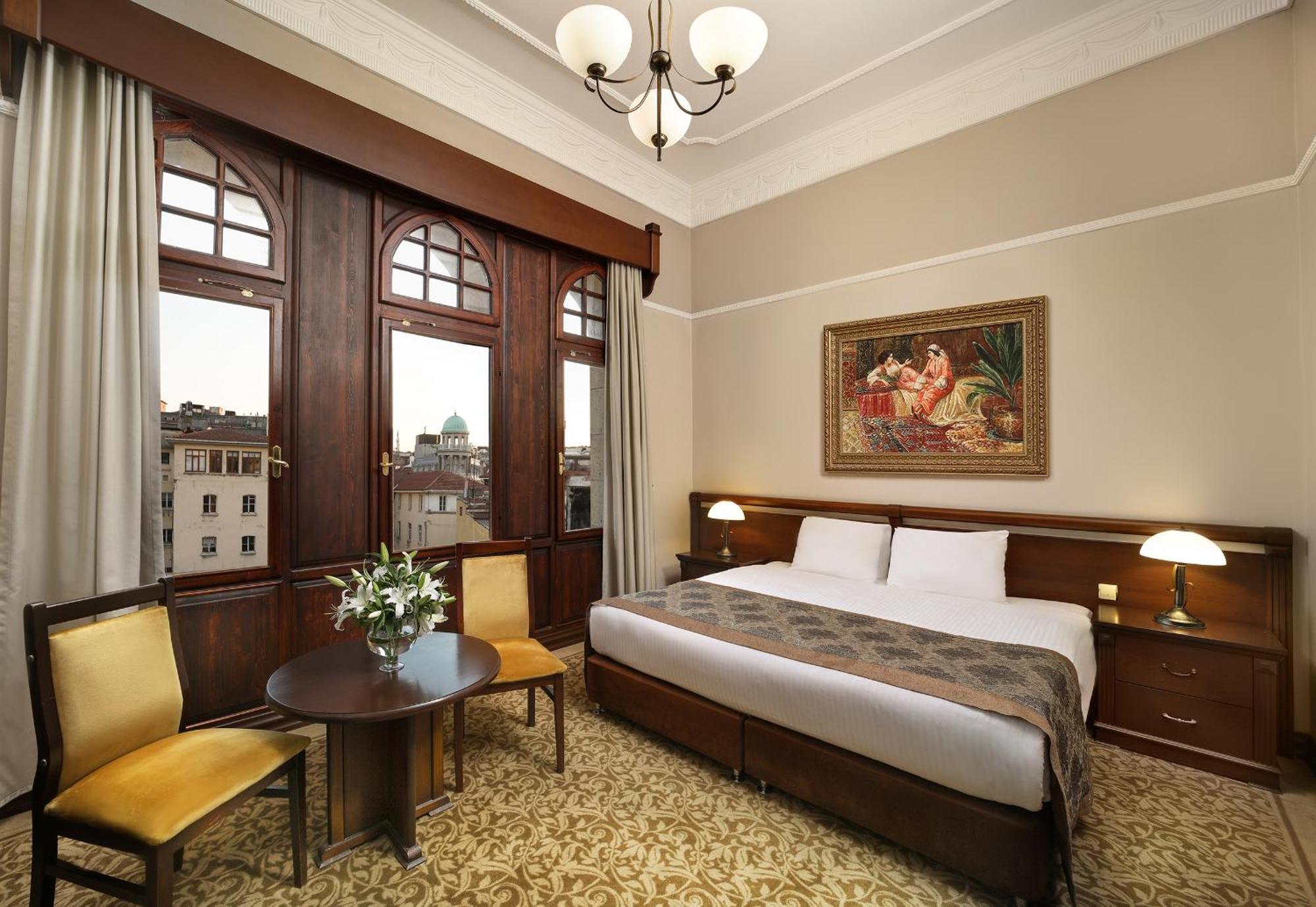 Chambre Lit King-Size ou Lits Jumeaux Deluxe  - Vue sur Ville
