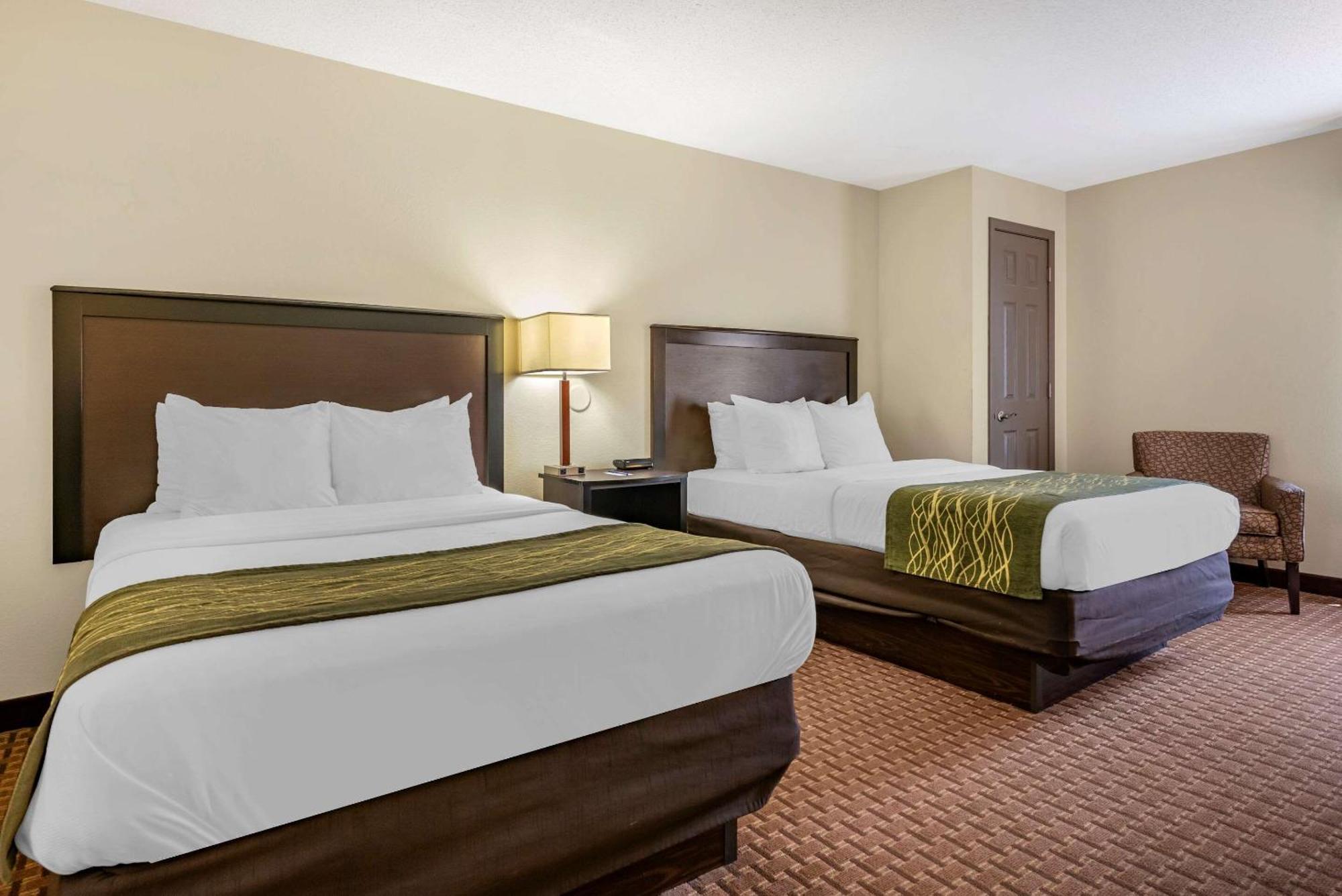 Double Room with Two Double Beds - Non-Smoking