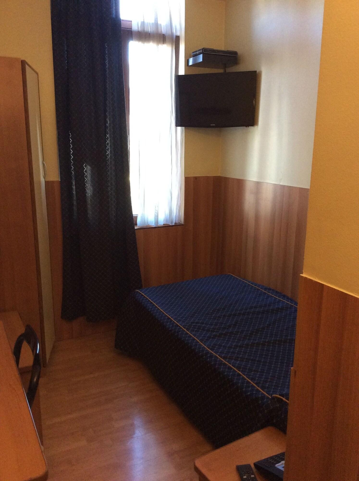 Quarto Individual