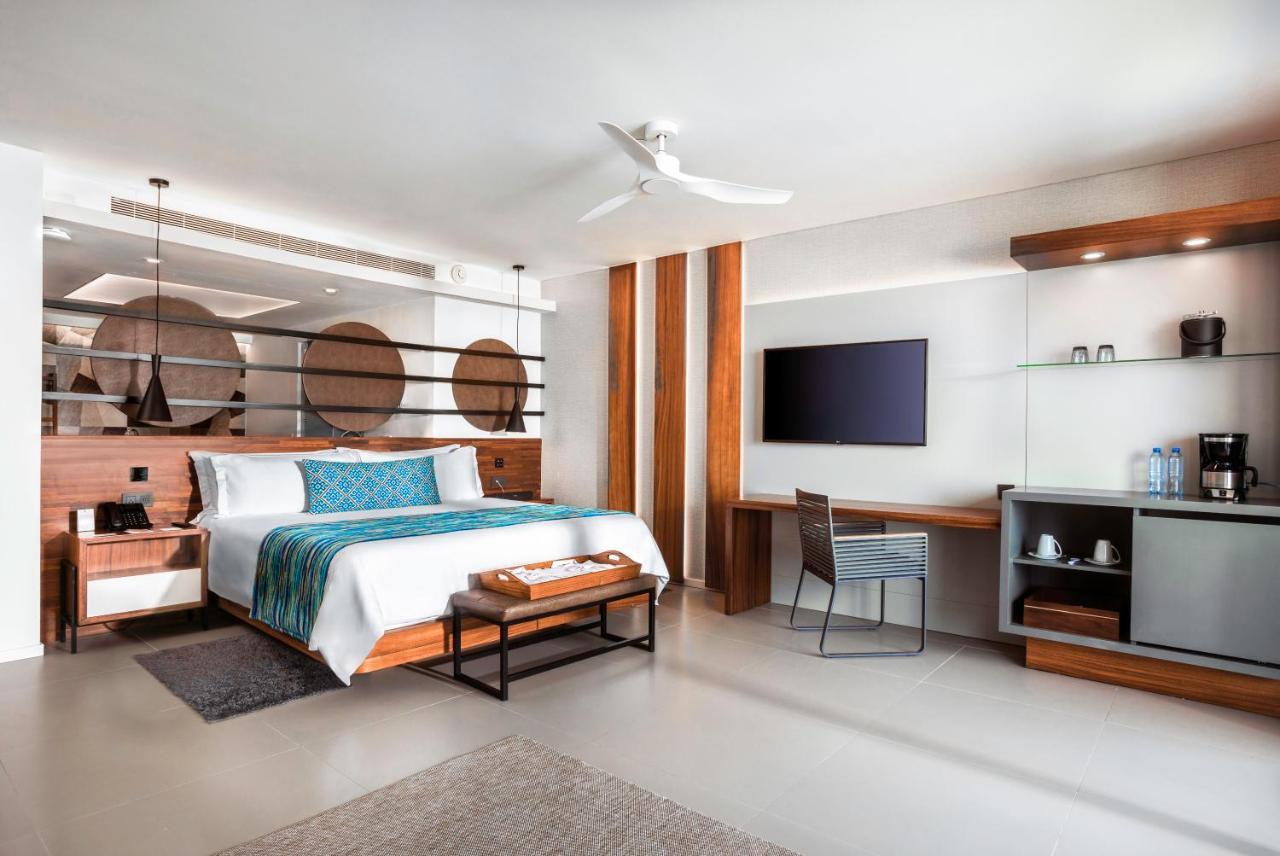 Sky View Suite Rooftop with Outdoor Jacuzzi (18+) - Free Wifi,1281179413:JPEG