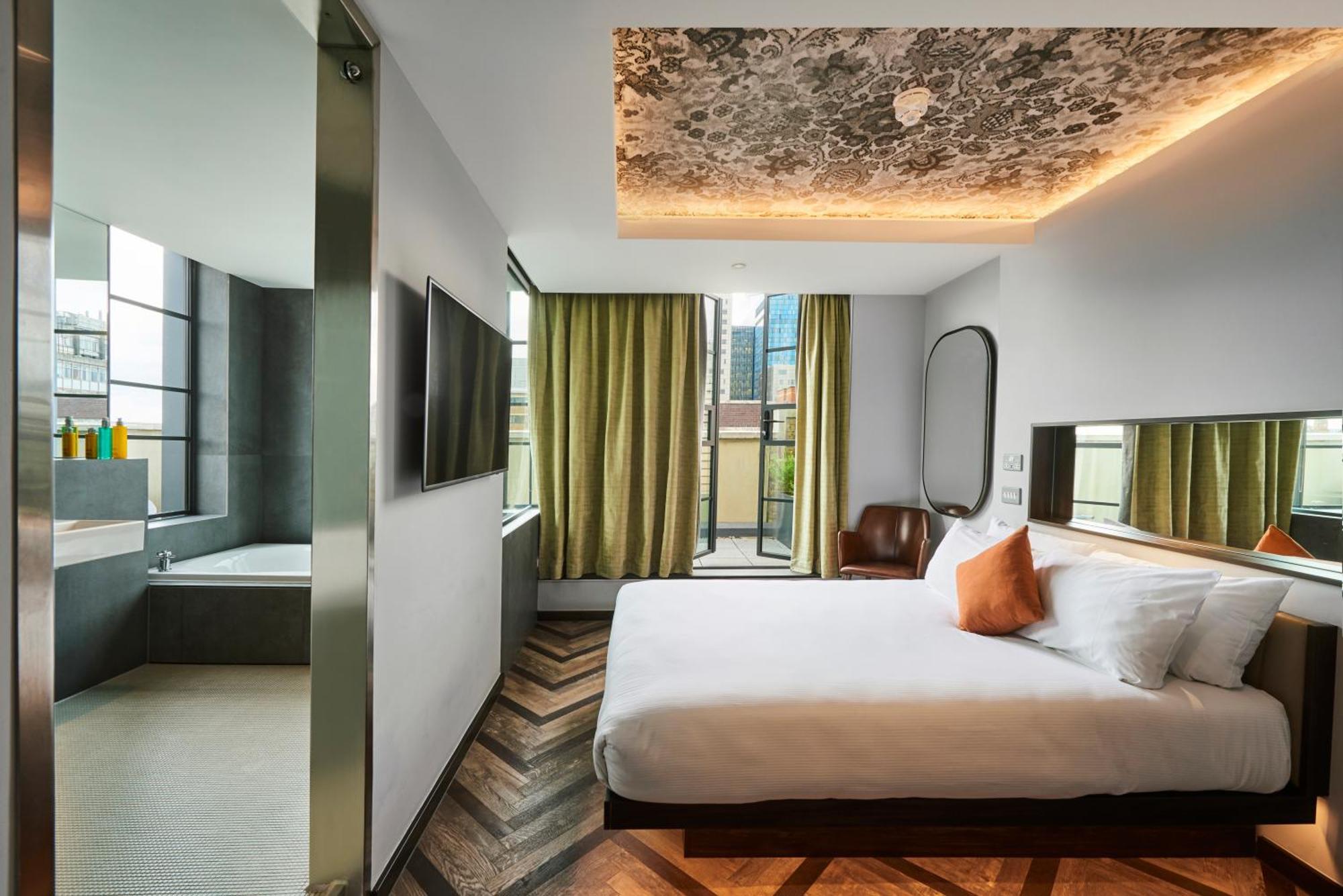 Chambre Double avec Baignoire Spa