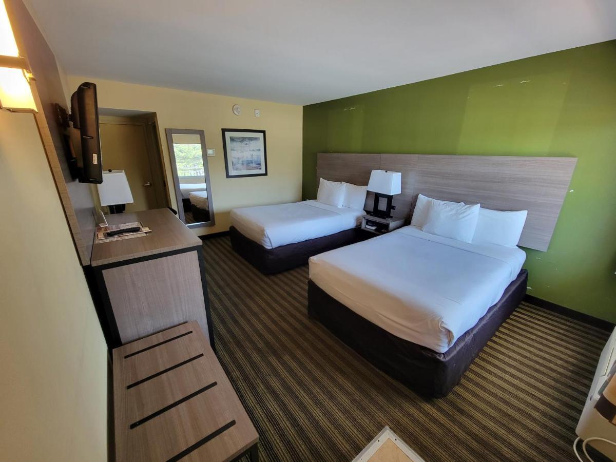 Standard Room with Two Double Beds - Smoking