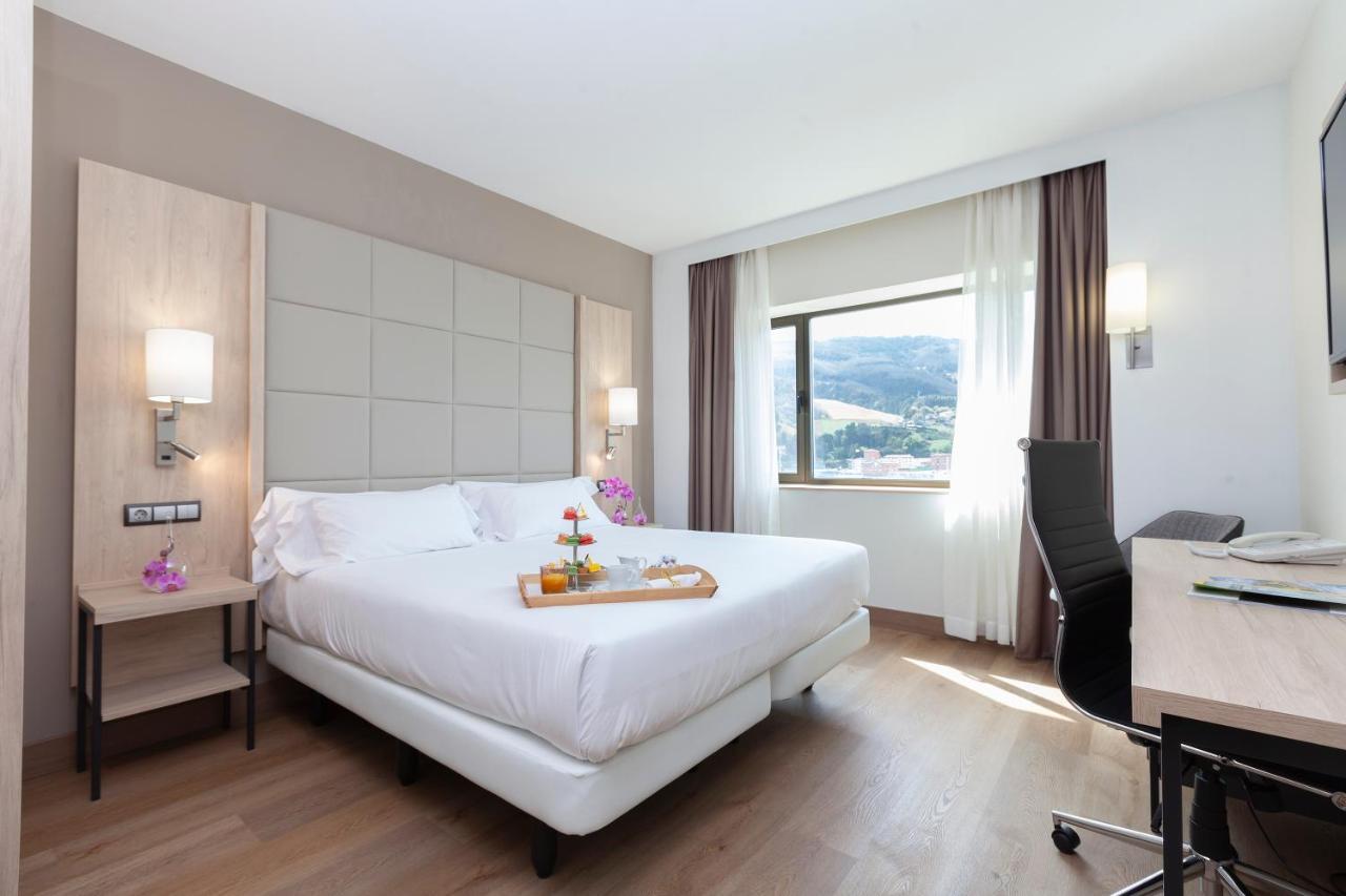 Executive Suite,1237860409:JPEG