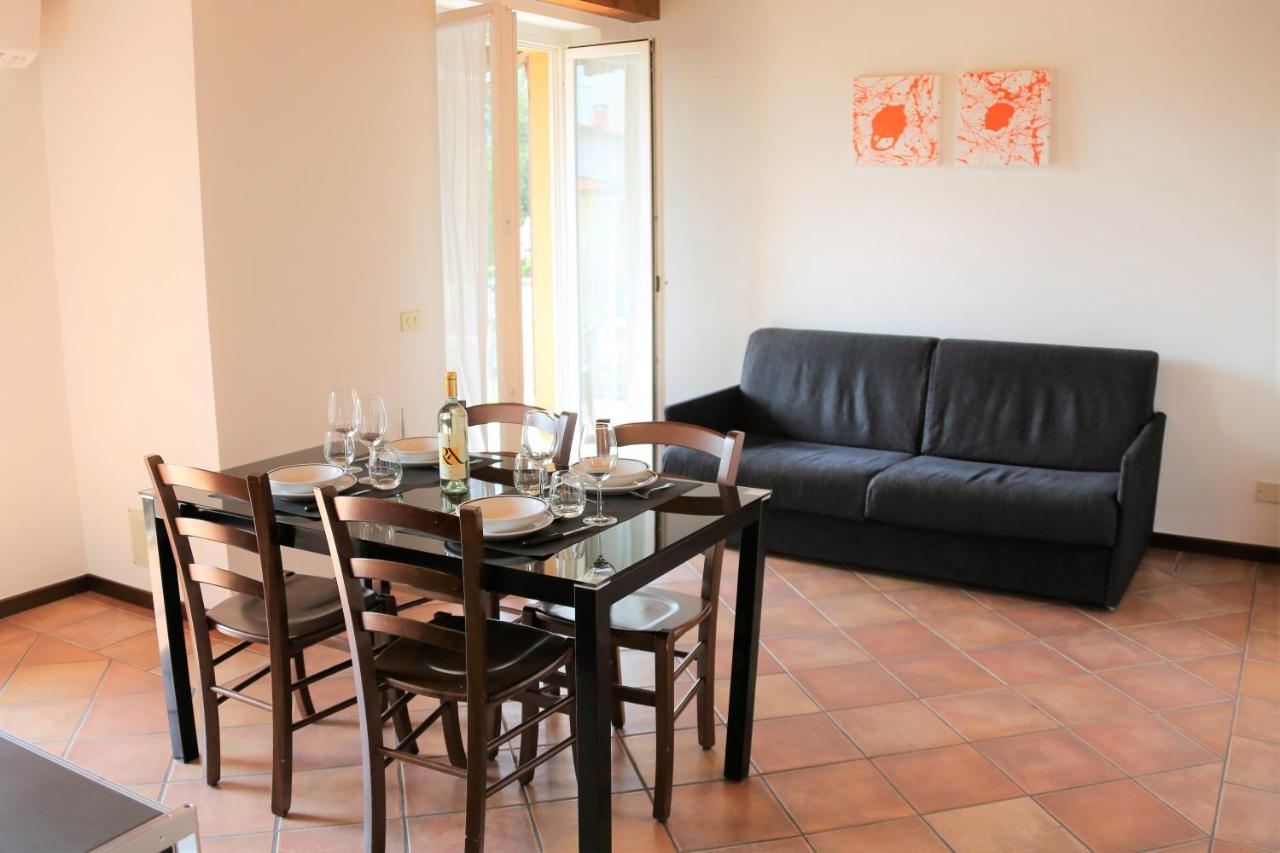 One-Bedroom Apartment without Lake View,1686433141:JPEG