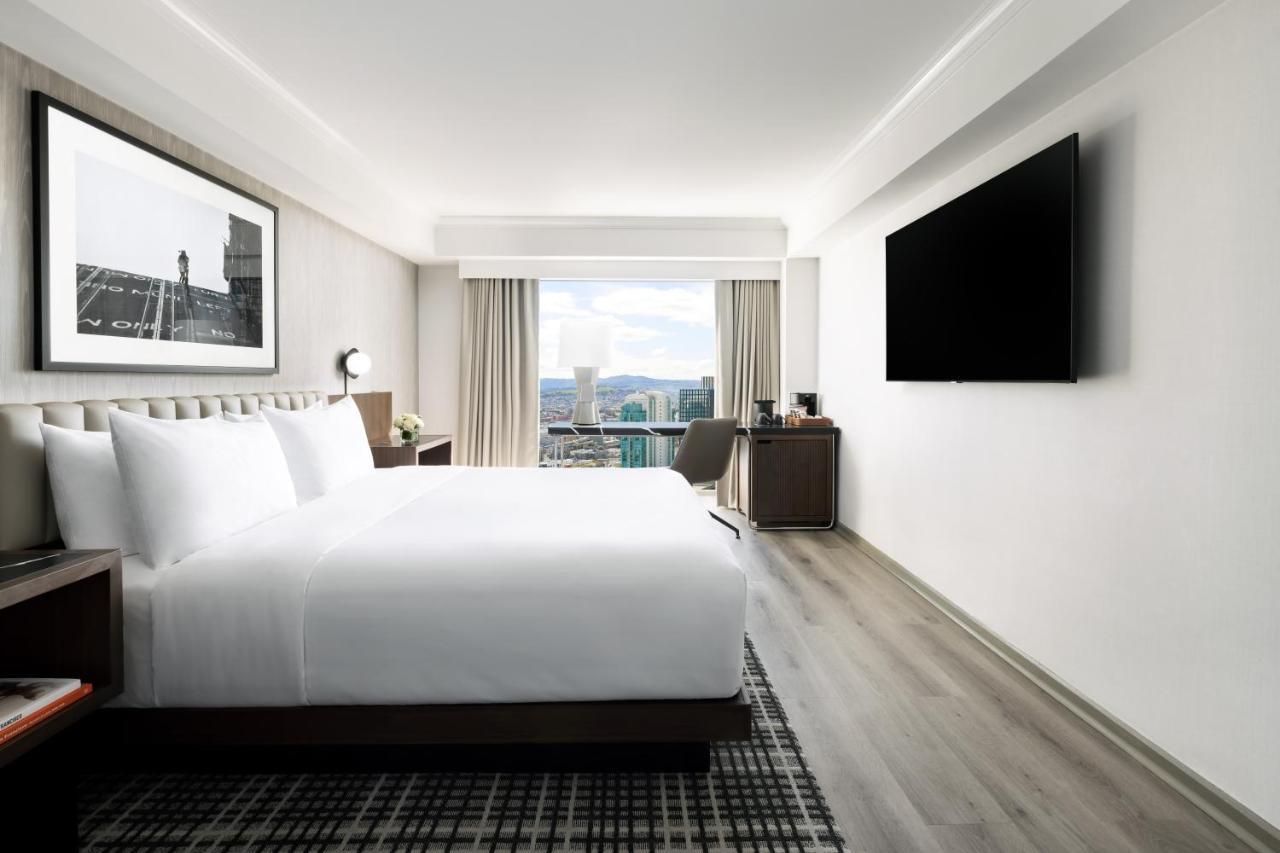 ADA King Room with Tub